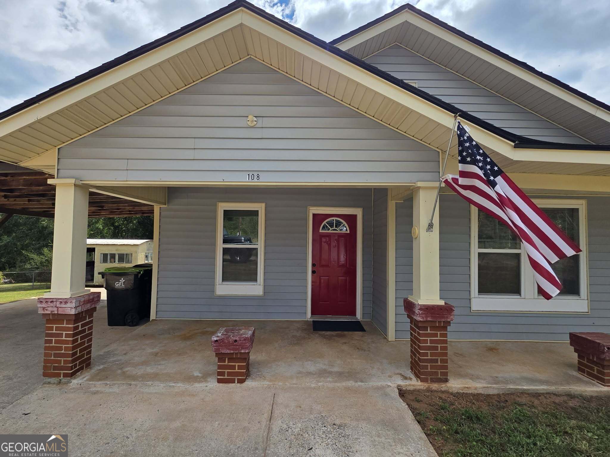 108 Pasley Street Property Photo 4