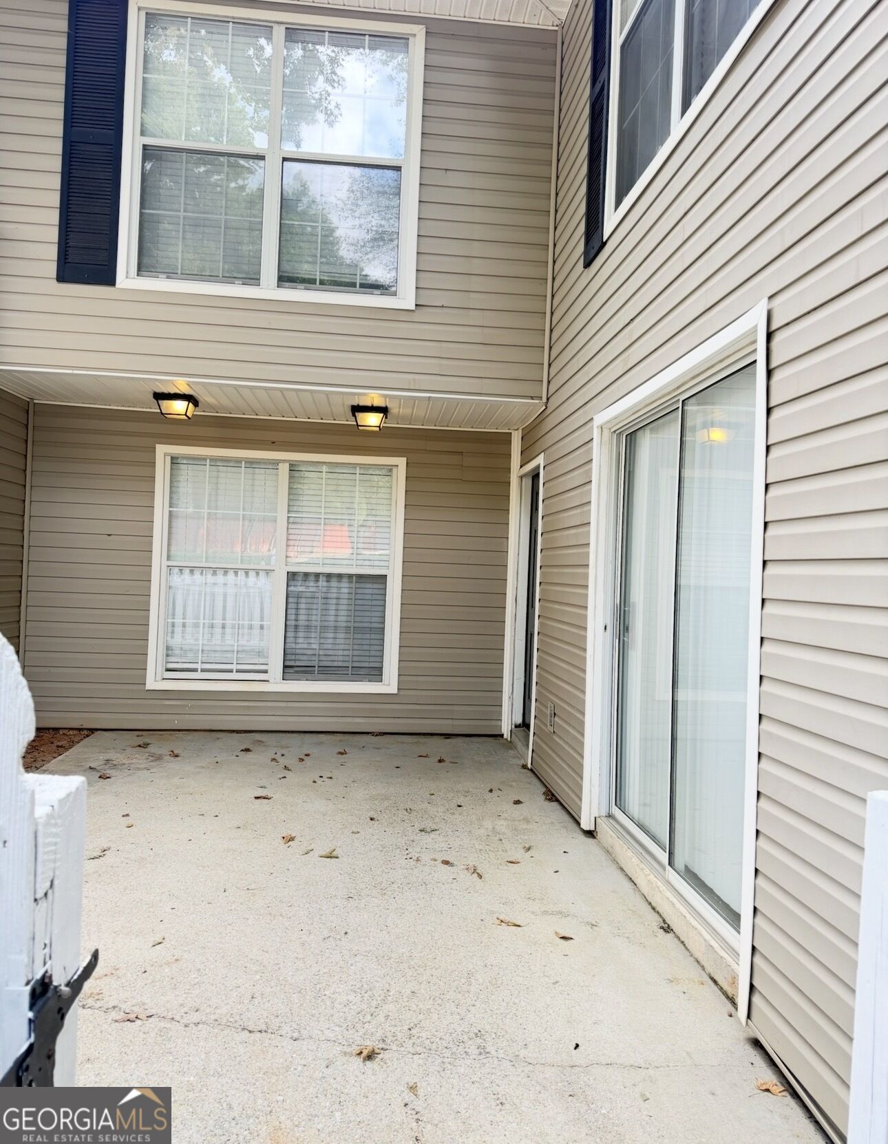 562 Trillum Court Sw Property Photo 3