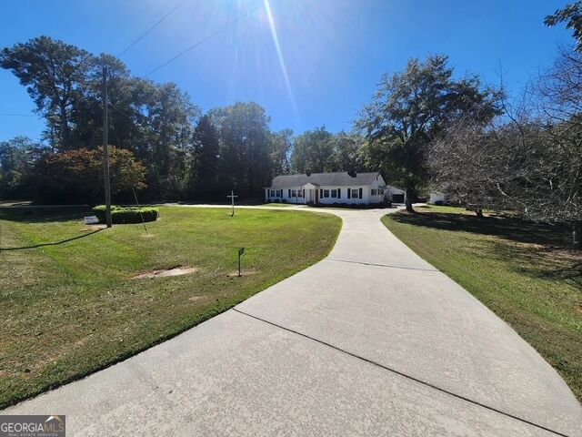 352 S Dugger Avenue Property Photo 3