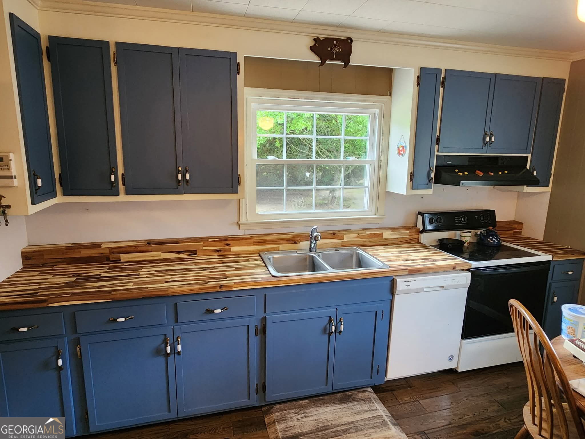 352 S Dugger Avenue Property Photo 12