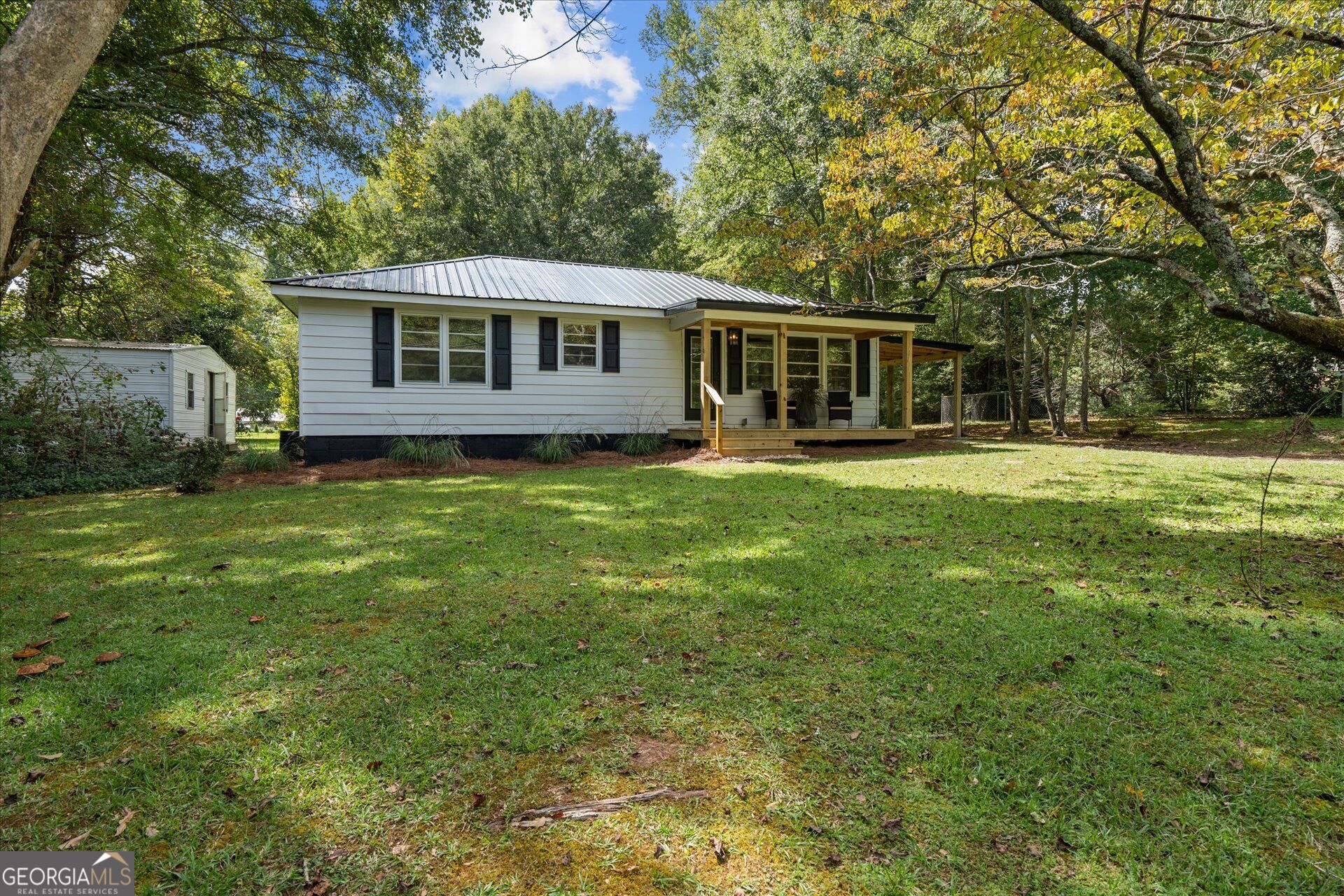 218 Tarpley Avenue Property Photo 3
