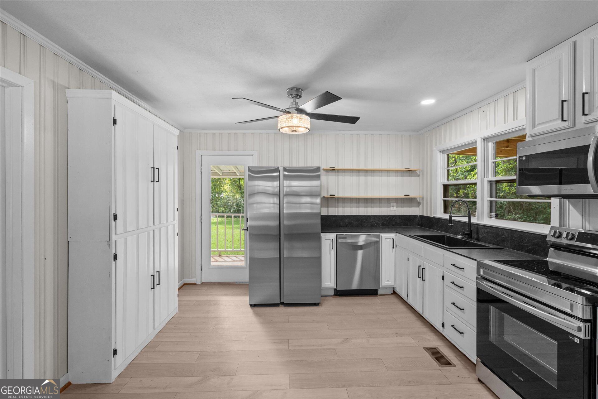 218 Tarpley Avenue Property Photo 15