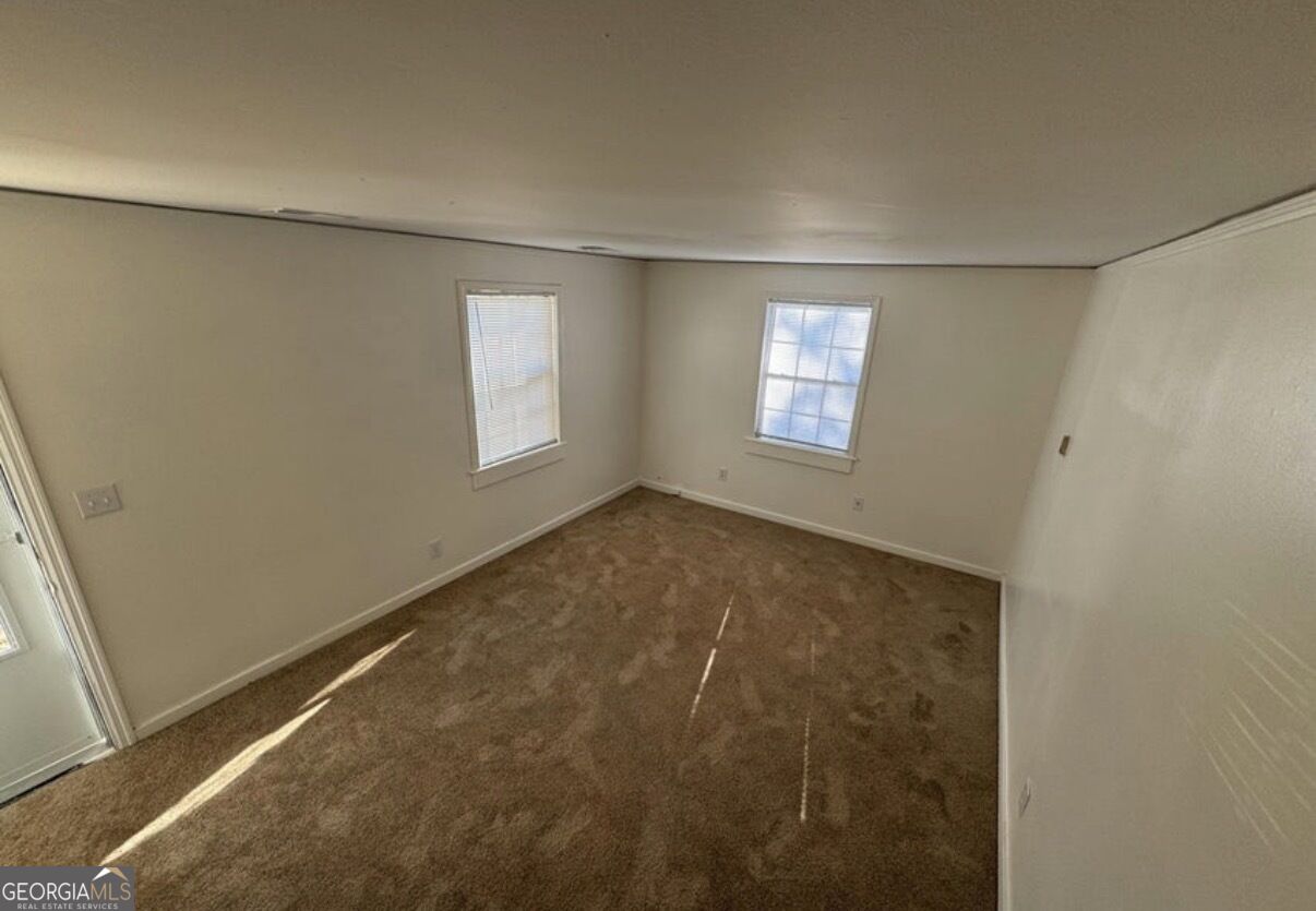 2550 Sheraton Property Photo 3