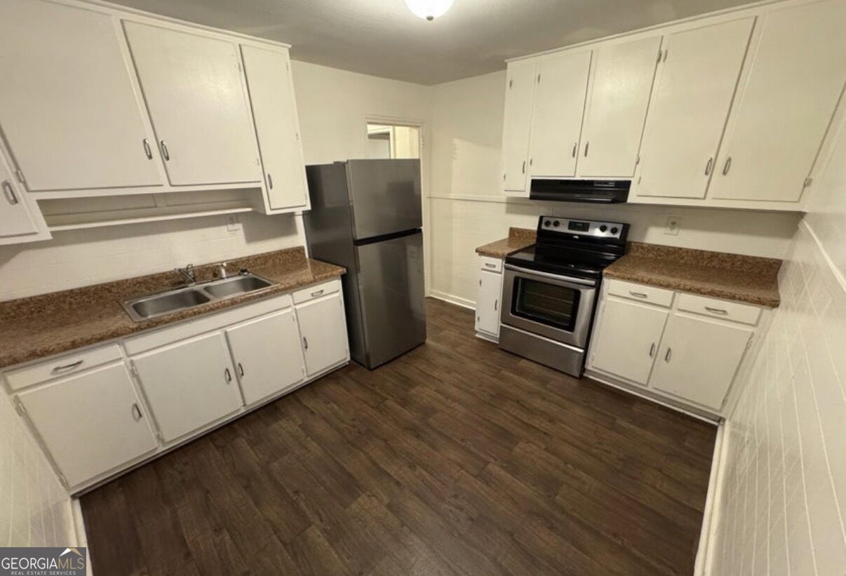2550 Sheraton Property Photo 4