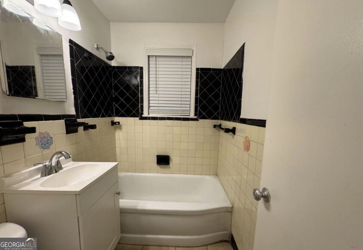 2550 Sheraton Property Photo 5