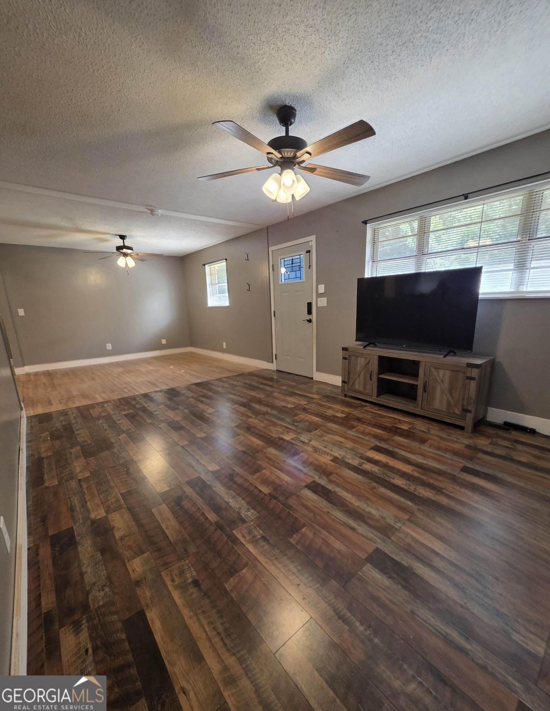 223 Lakeview Drive Property Photo 14