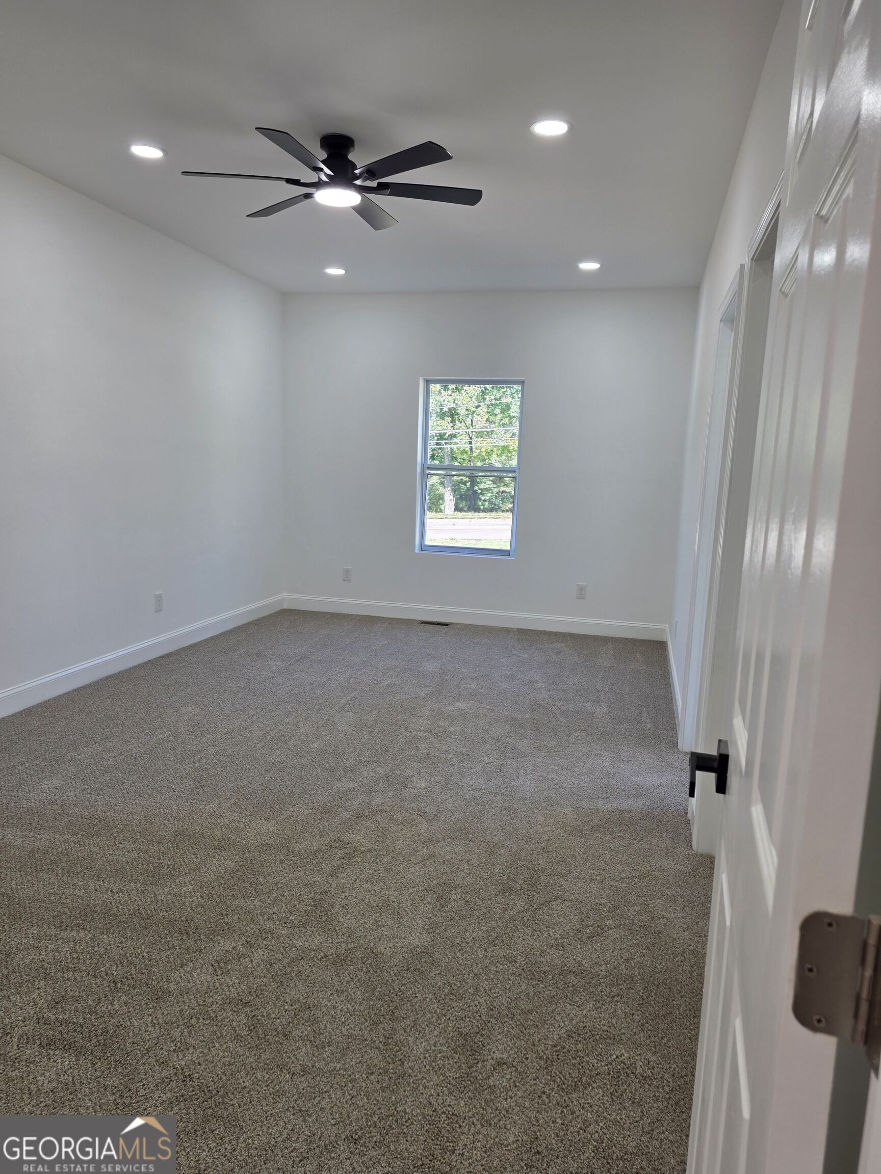 1013 South Gordon Road Property Photo 63