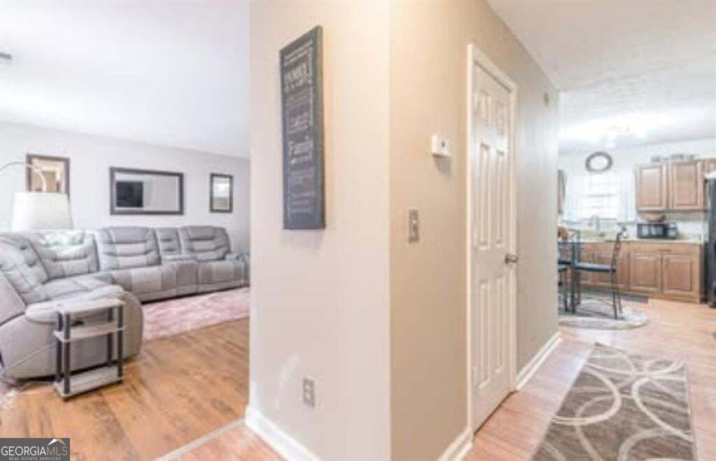 2288 Cypress Point Way Property Photo 9