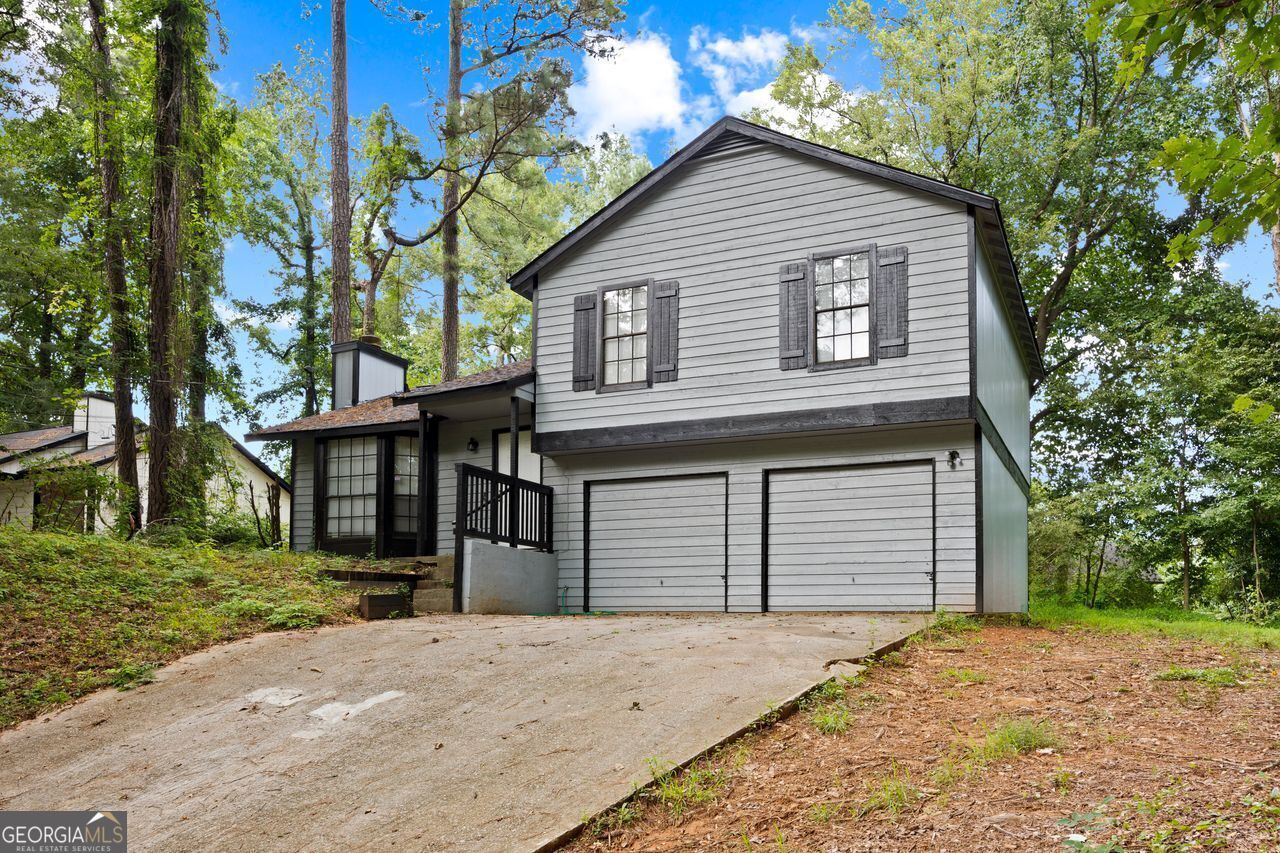4064 Panola Woods Drive Property Photo 4