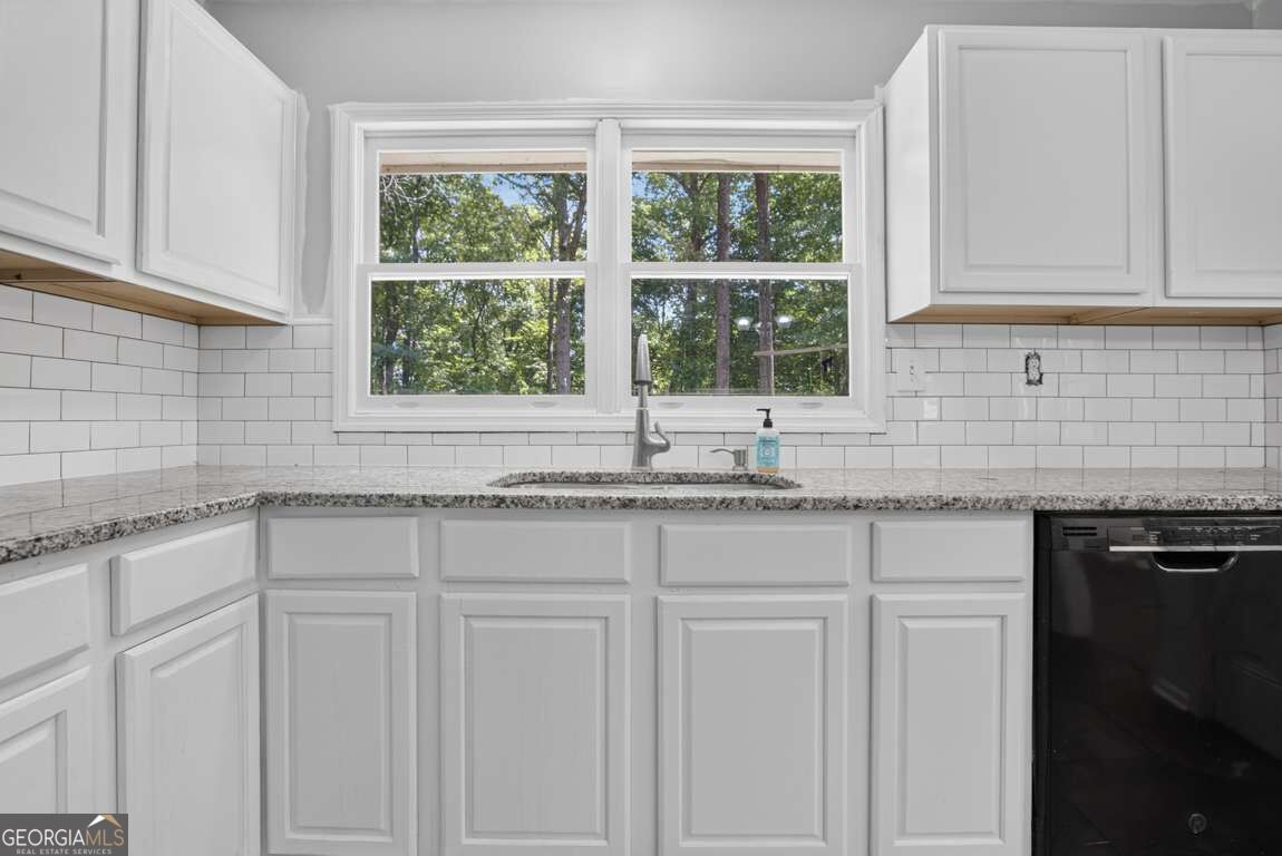 278 Rhodes Drive Property Photo 15