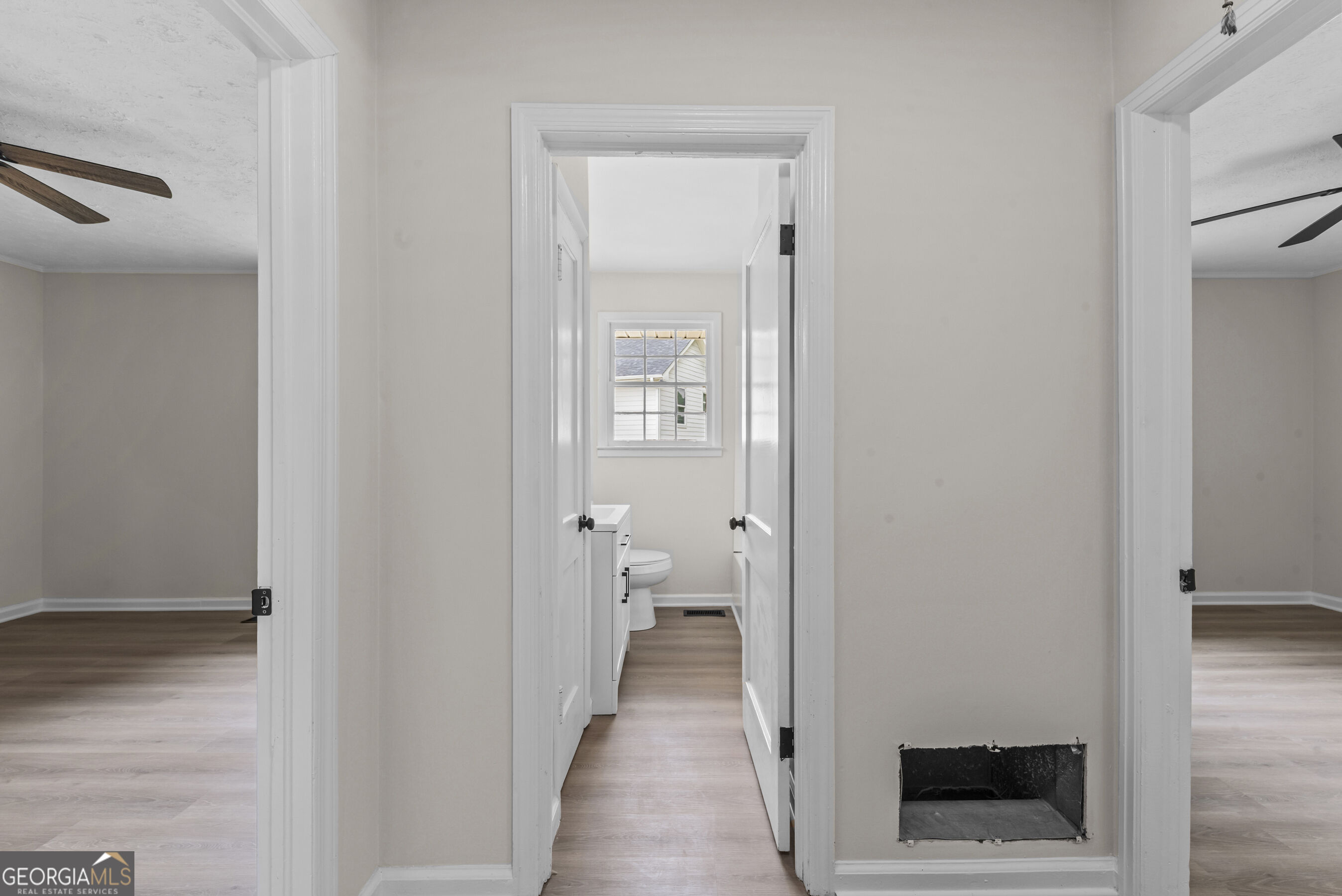 1121 Ward Road Property Photo 8