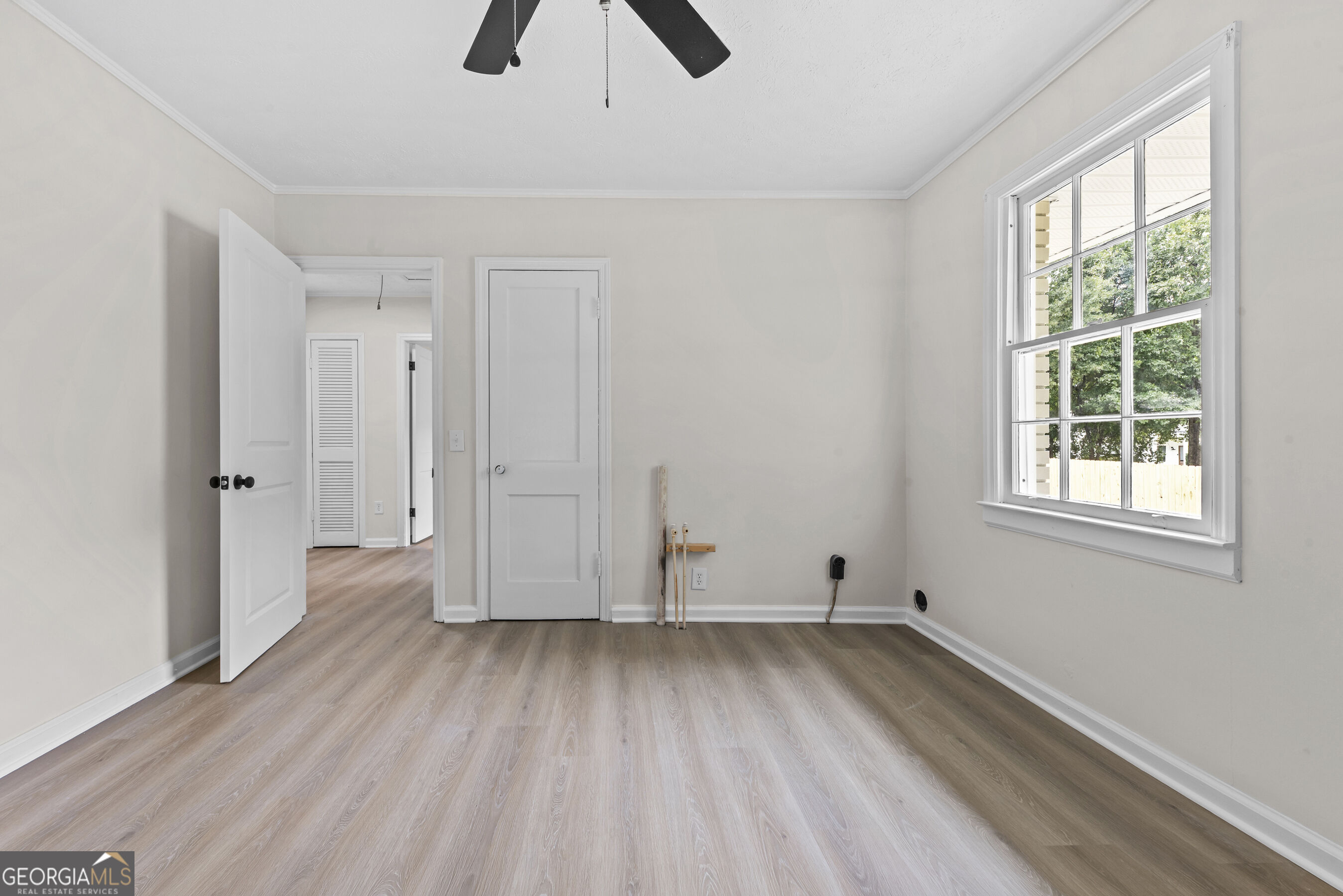 1121 Ward Road Property Photo 10