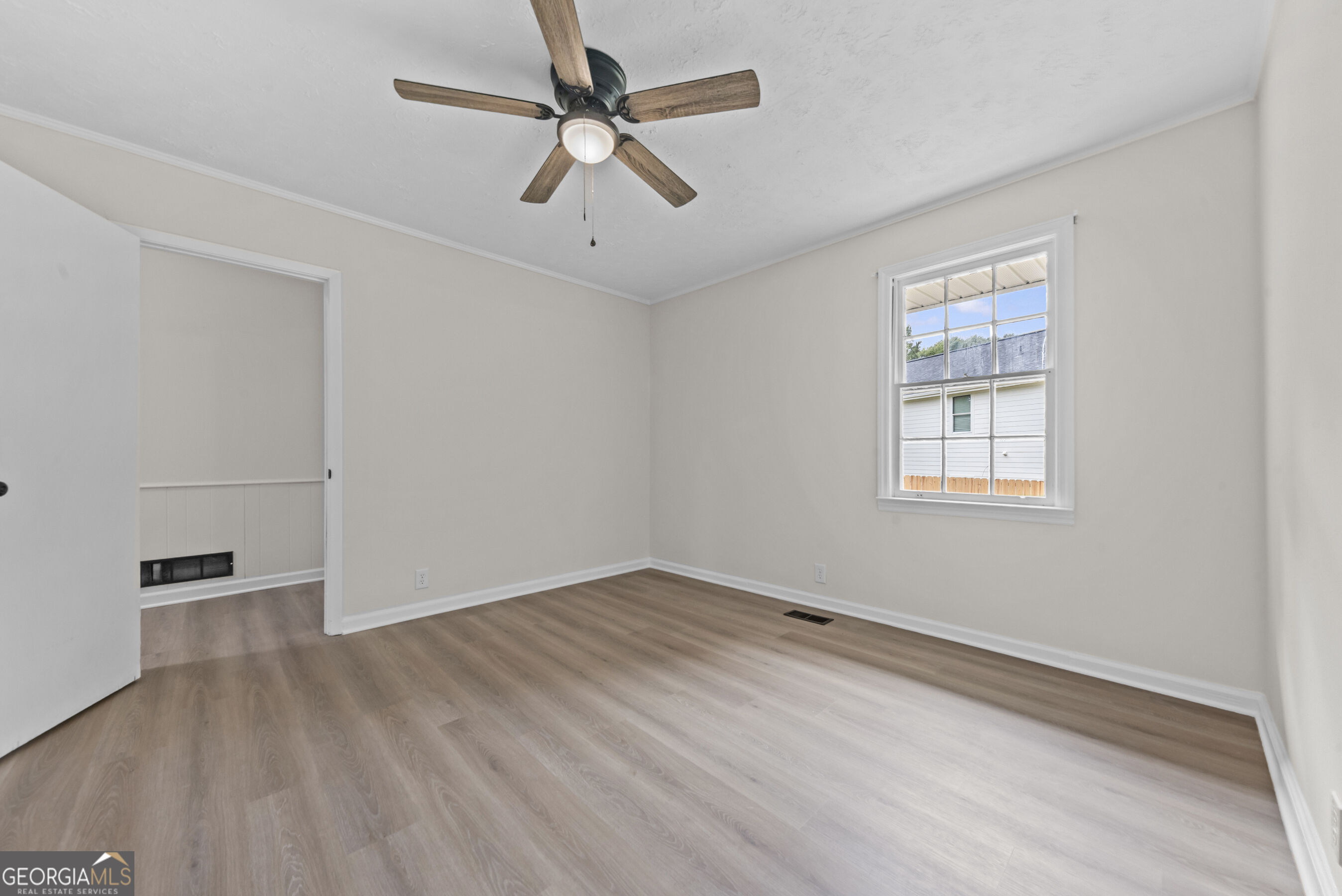 1121 Ward Road Property Photo 13