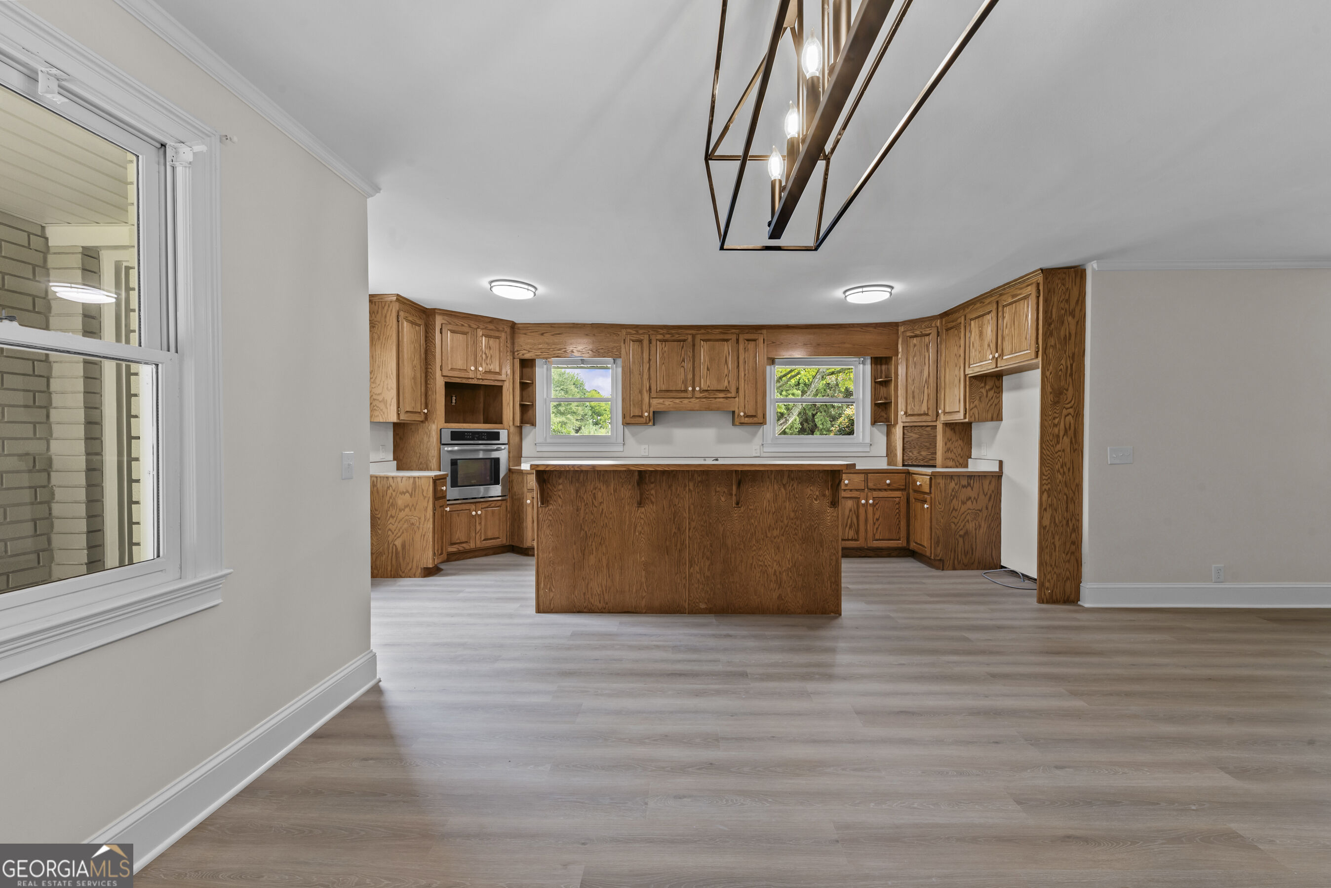 1121 Ward Road Property Photo 24