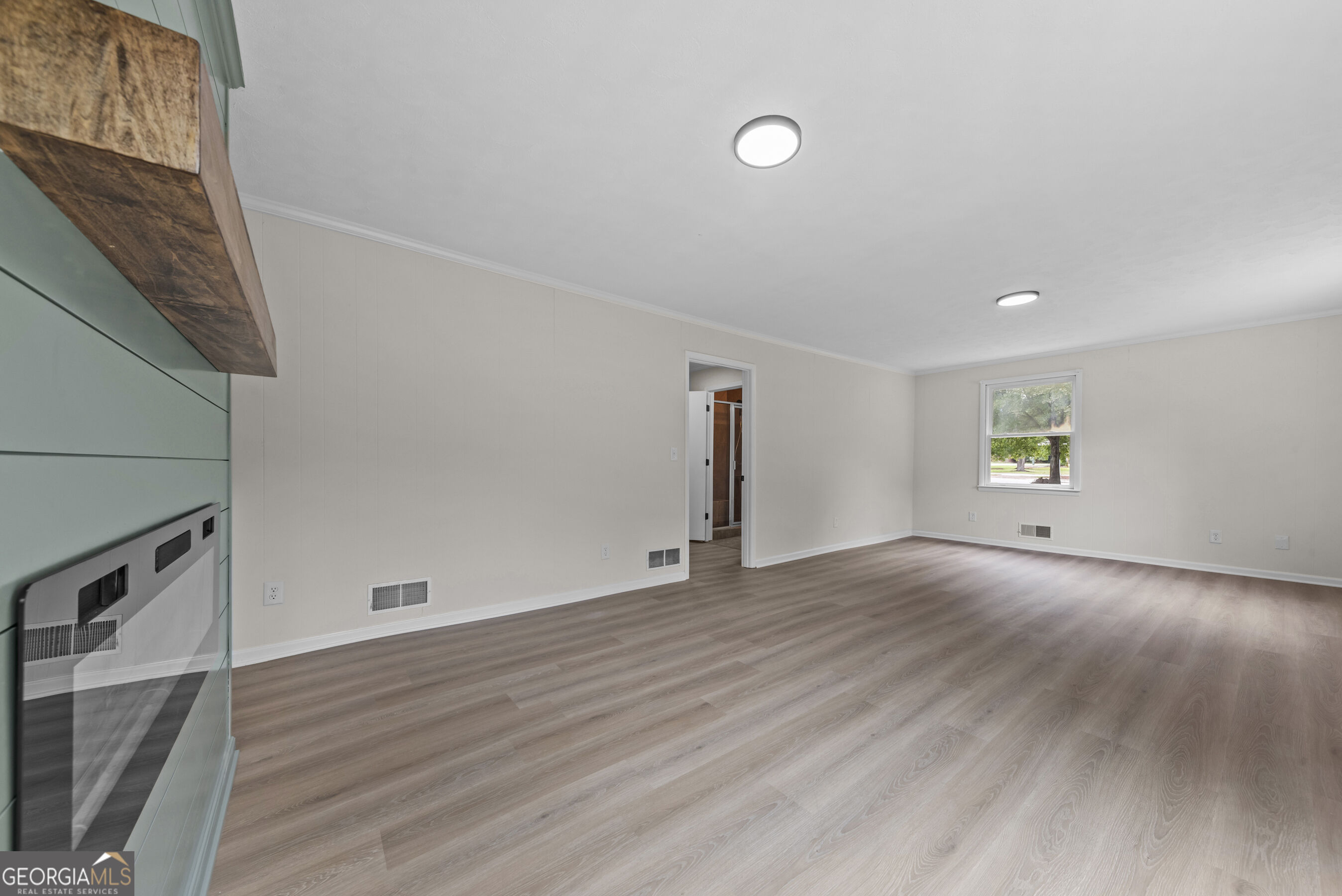 1121 Ward Road Property Photo 32