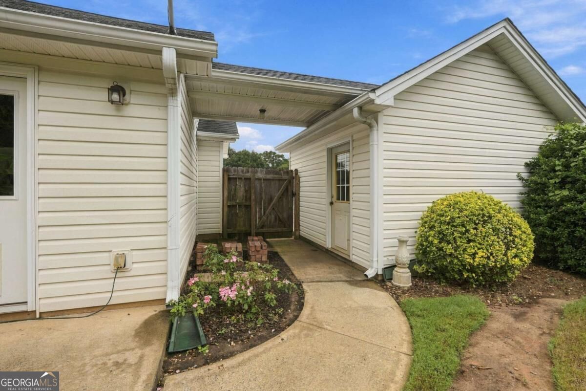 3715 Wynter Frost Walk Property Photo 39