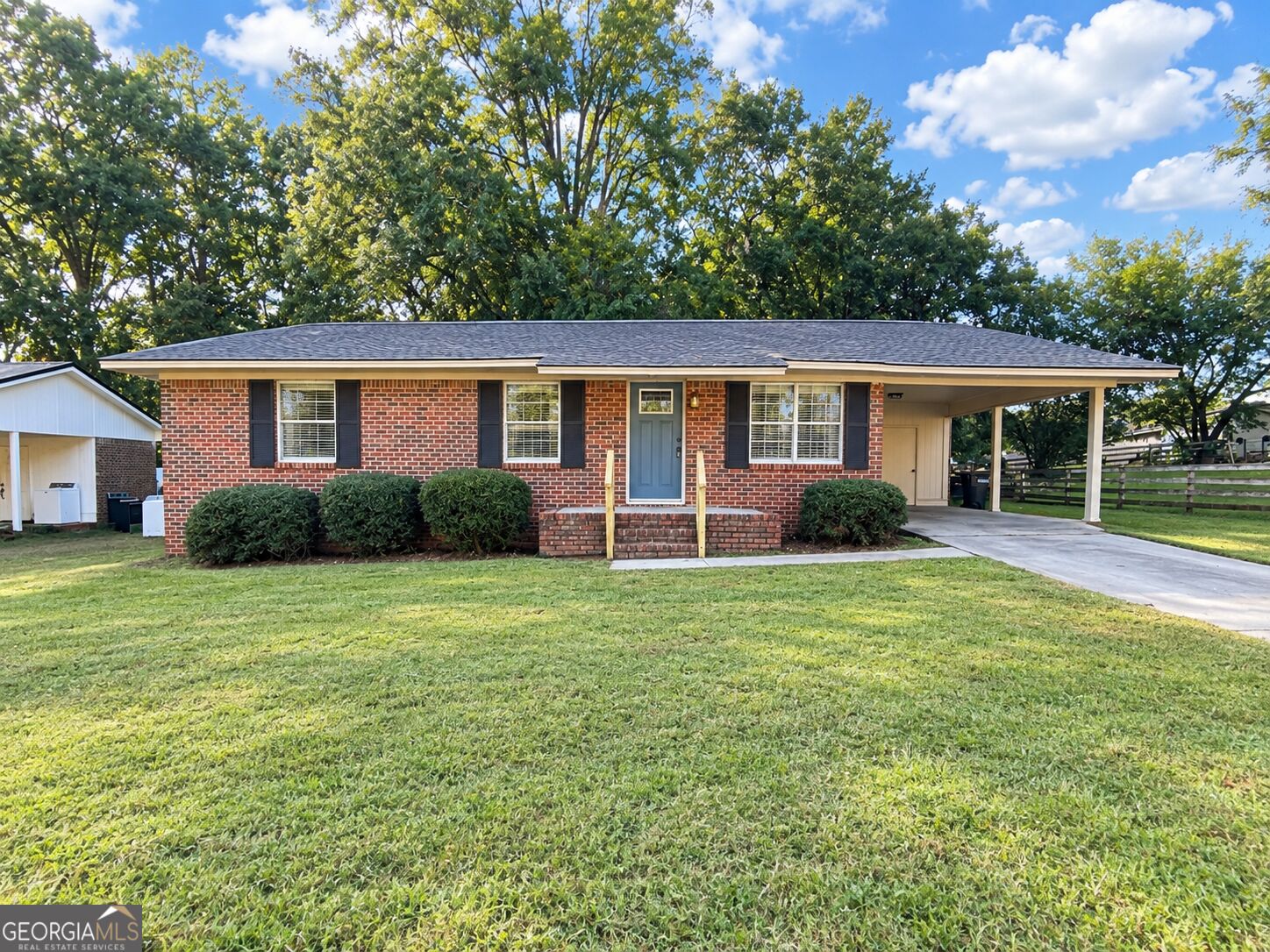1056 Green Meadow Drive Property Photo 1