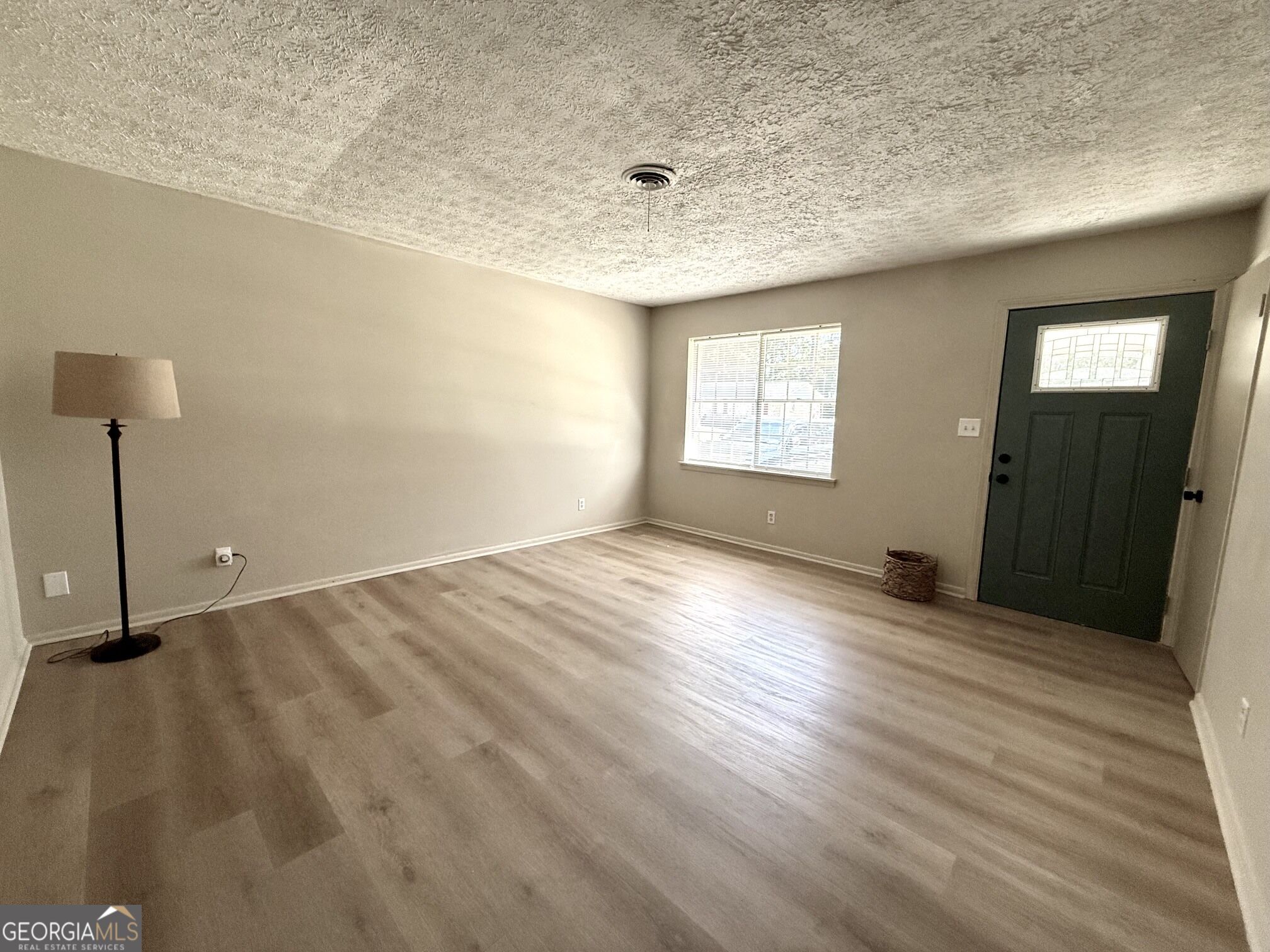 1056 Green Meadow Drive Property Photo 4