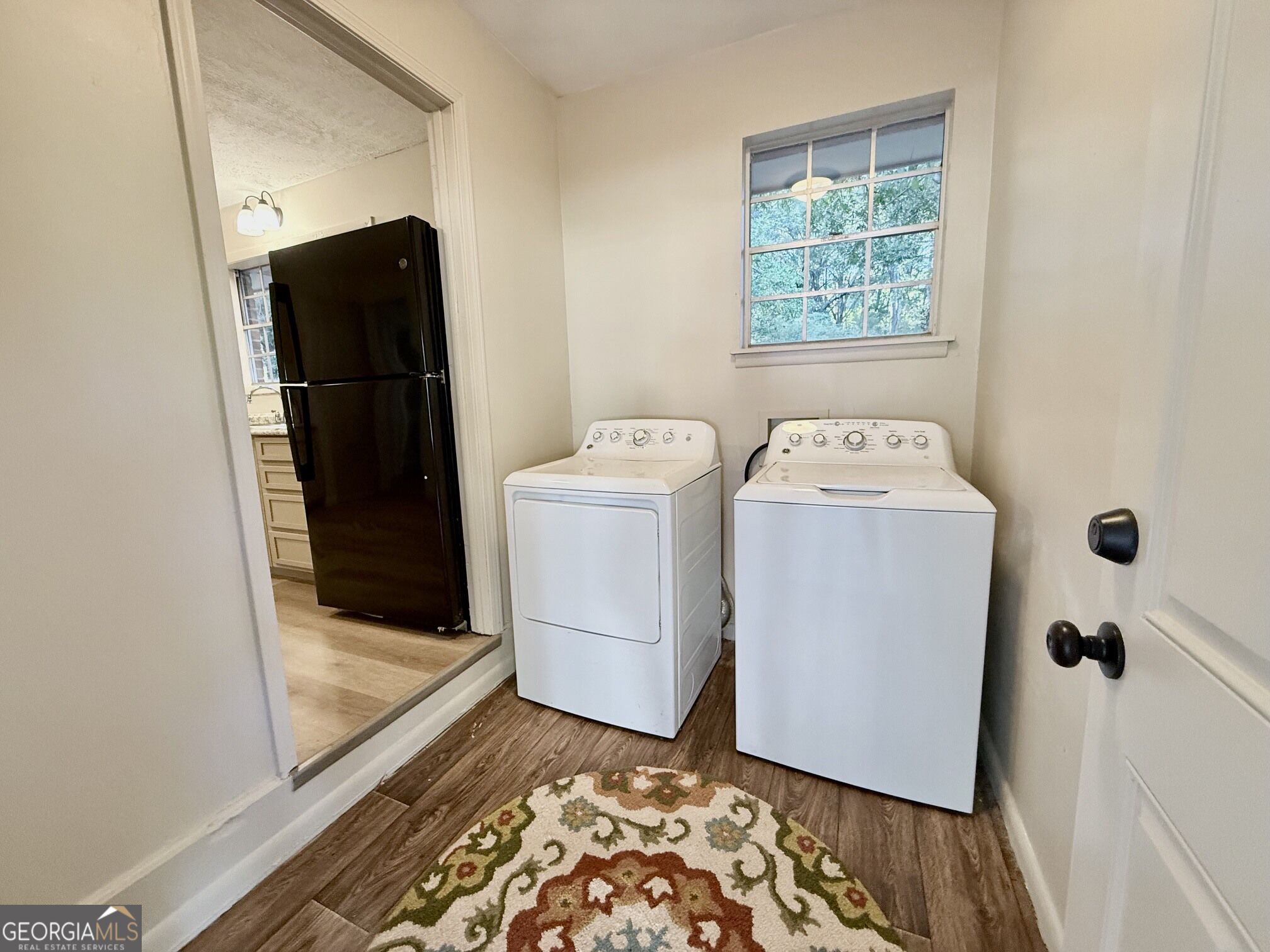 1056 Green Meadow Drive Property Photo 8