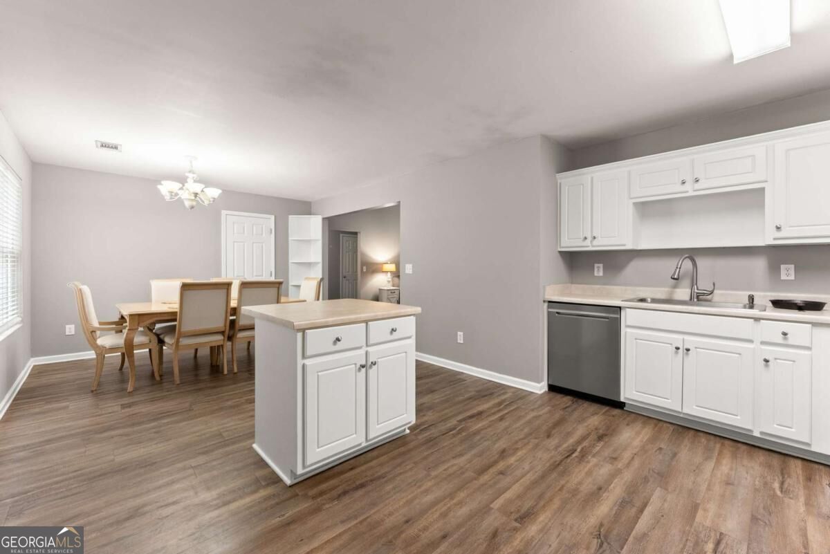 38 Stoneridge Drive Property Photo 14