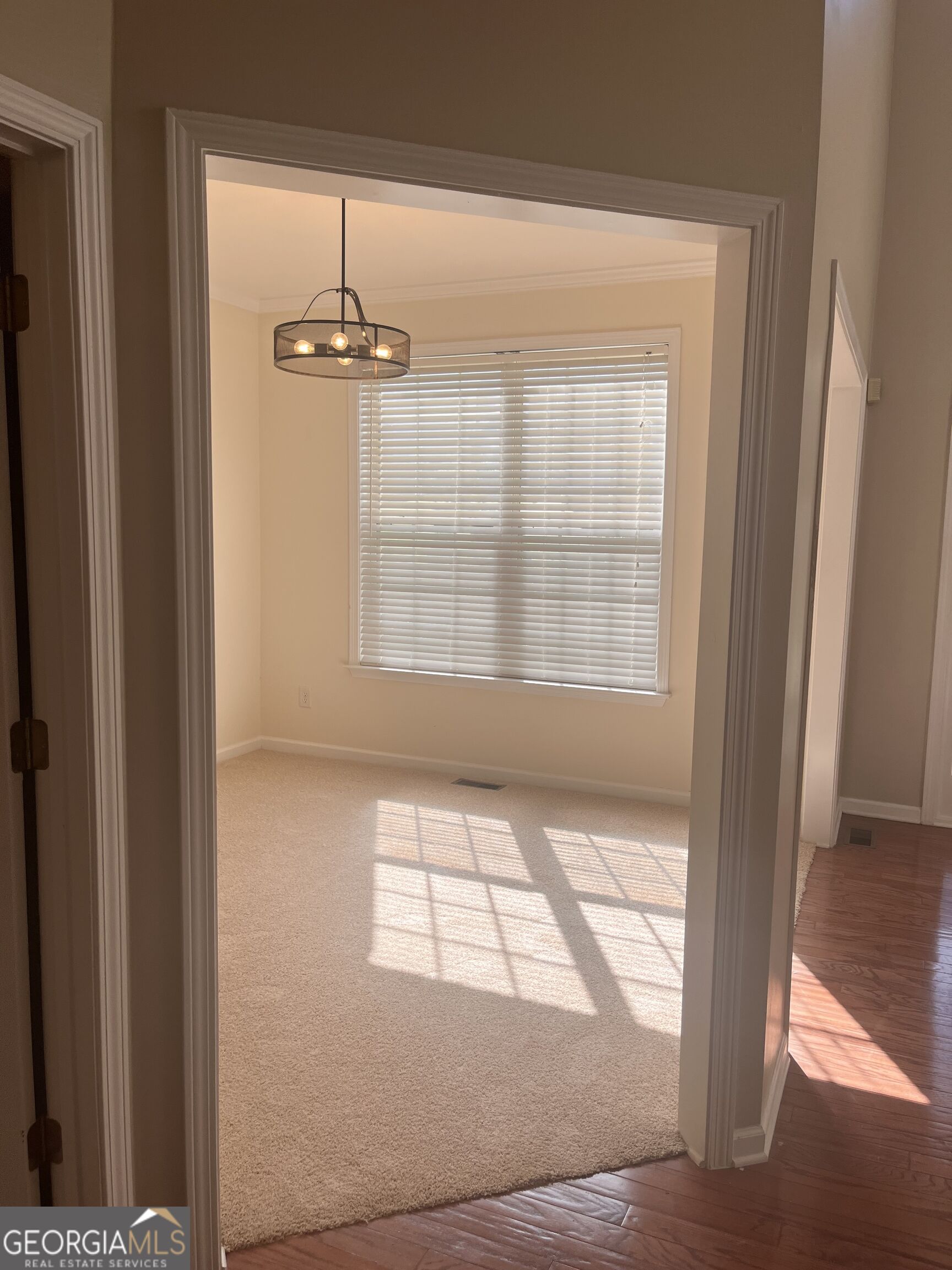 3881 Roxfield Drive Property Photo 7