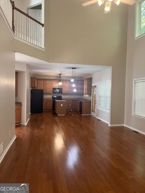 3881 Roxfield Drive Property Photo 17