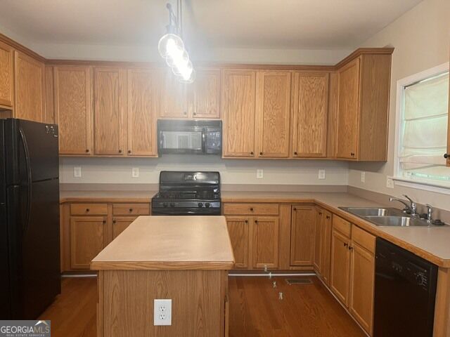3881 Roxfield Drive Property Photo 20