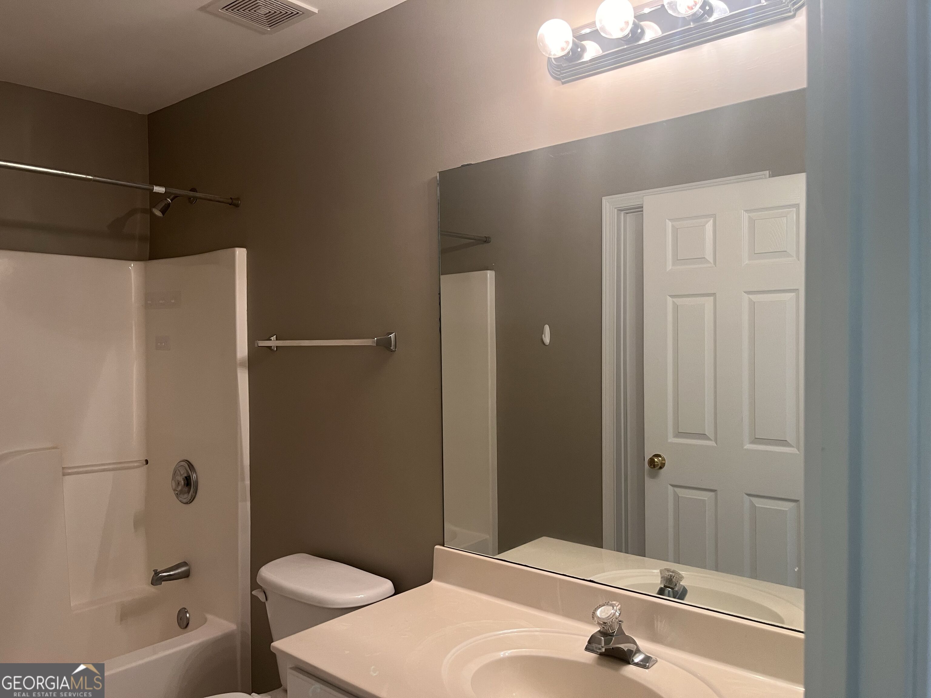 3881 Roxfield Drive Property Photo 33