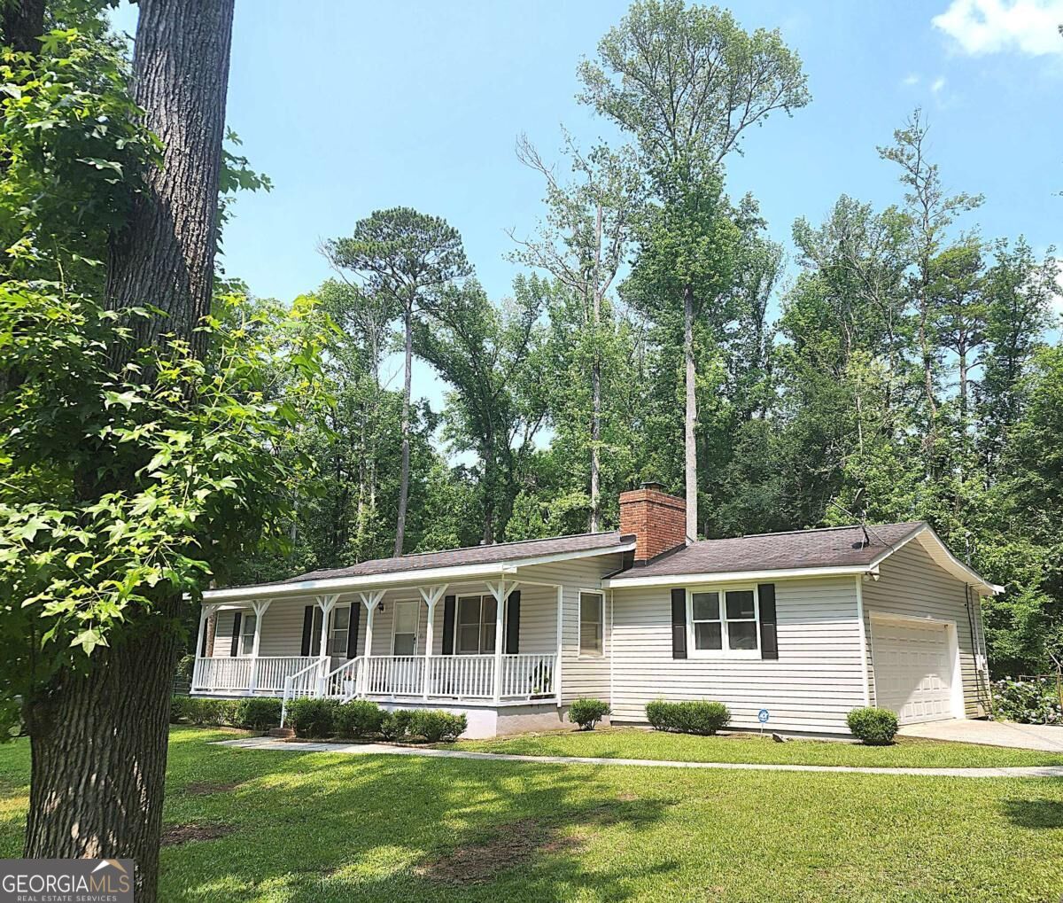 1129 Sandy Beach Drive Property Photo 1