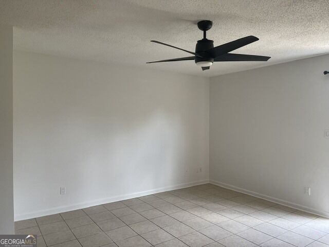 3925 Mountain View Rd # F4 Property Photo 3
