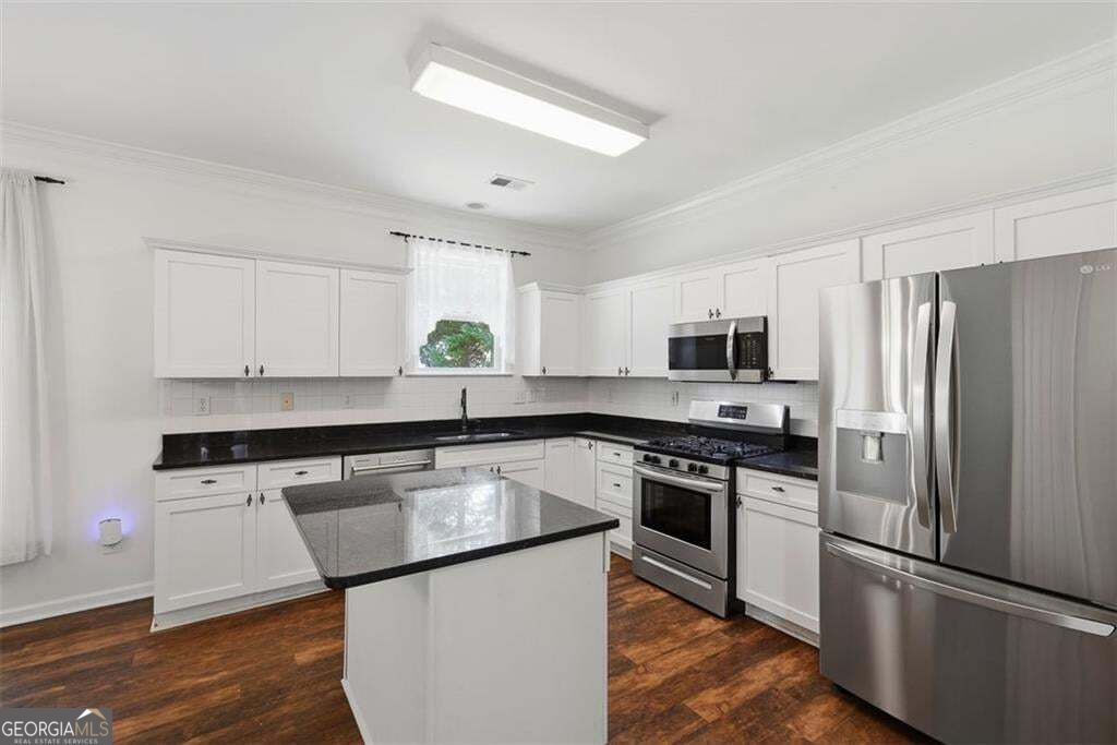 3988 Madison Main Nw Property Photo 11