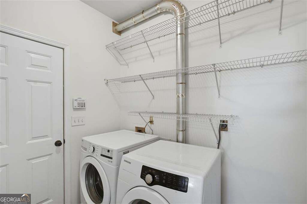 3988 Madison Main Nw Property Photo 15