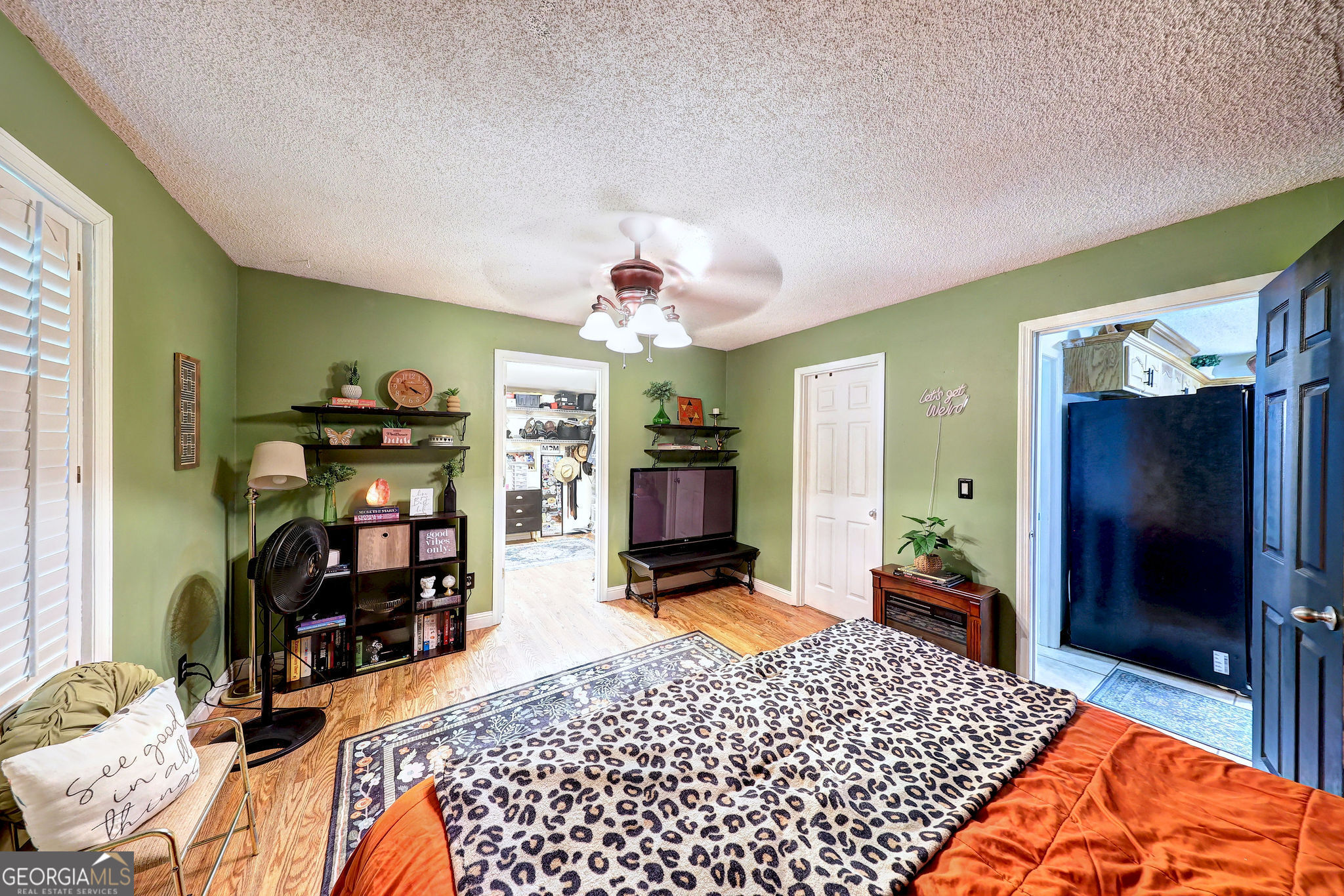 312 Dechene Drive Property Photo 24