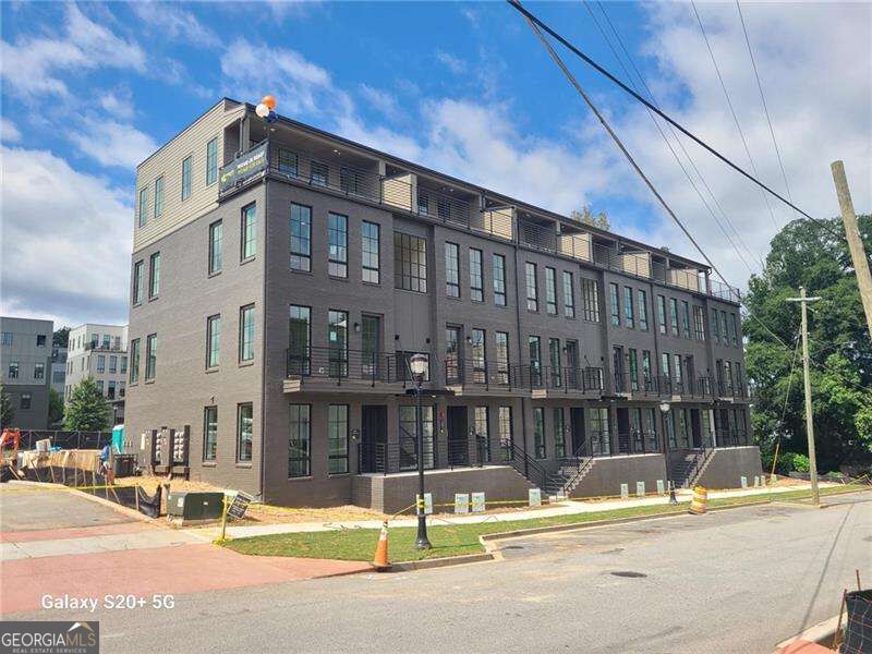 1283 Felix Court Nw # 73 Property Photo 1