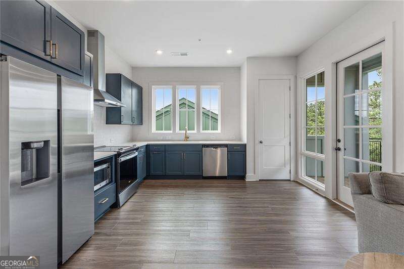 1290 Longreen Terr Nw # 2 Property Photo 14