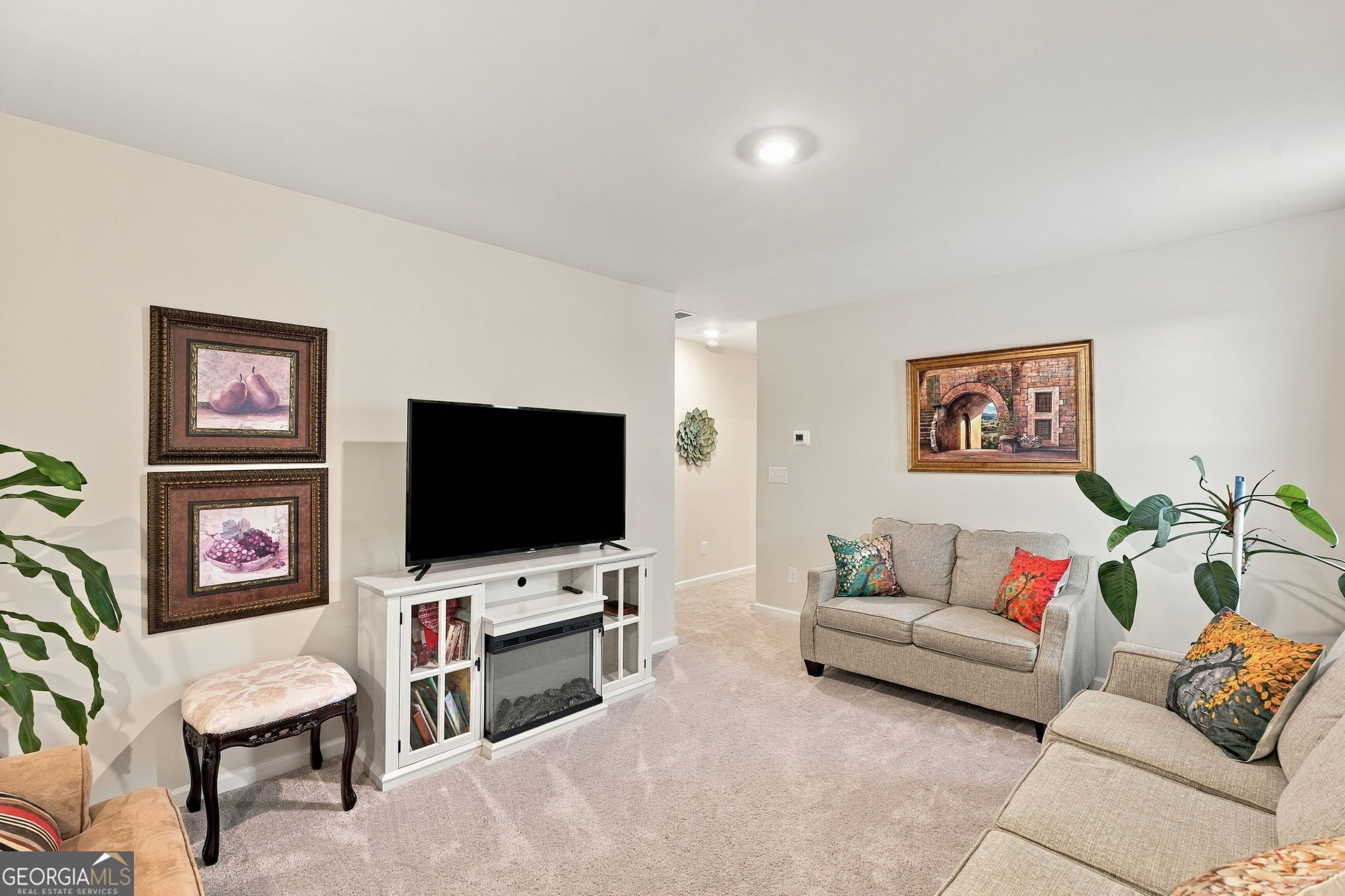 1241 Arnhem Drive Property Photo 5