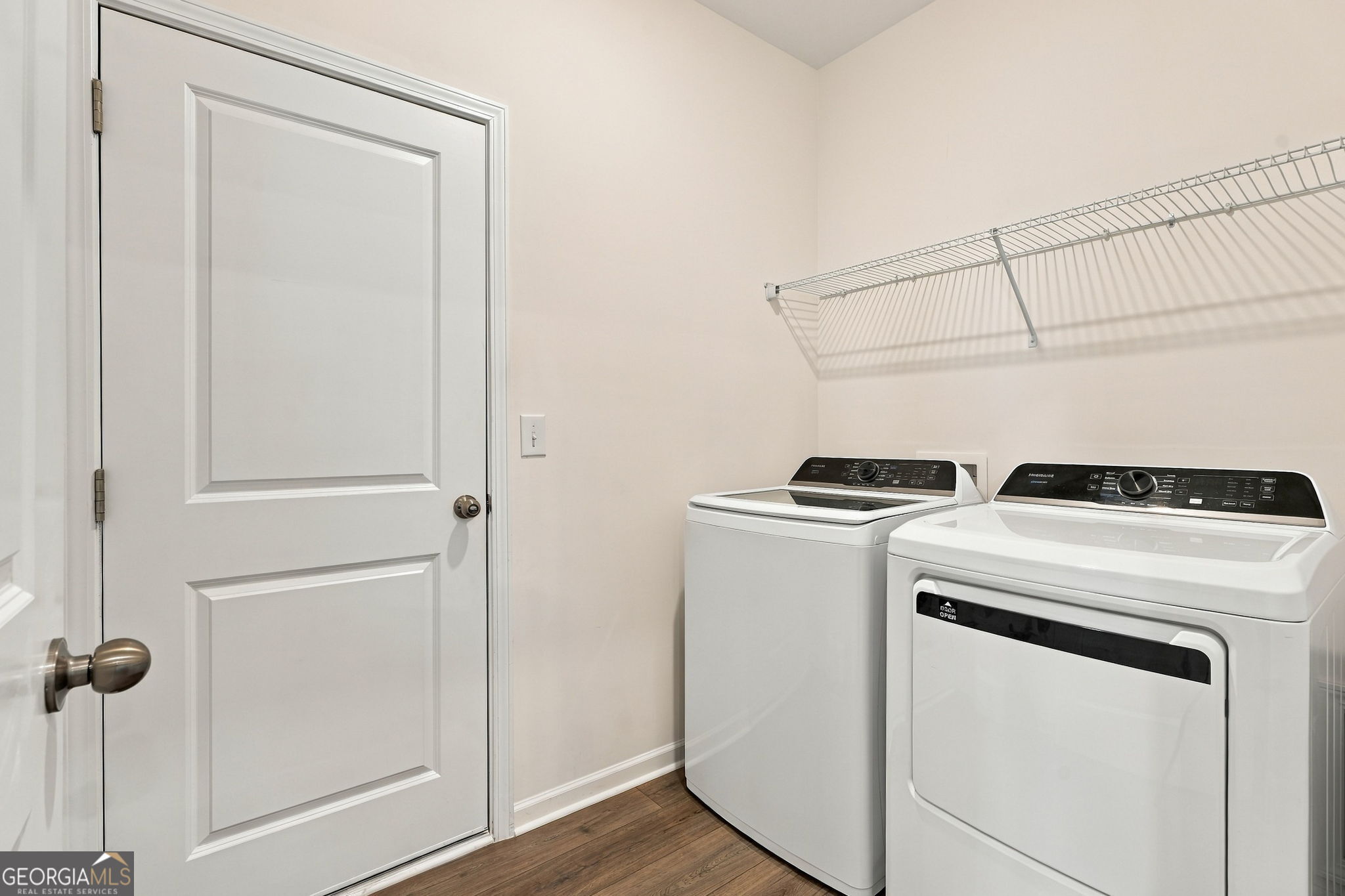 1241 Arnhem Drive Property Photo 31