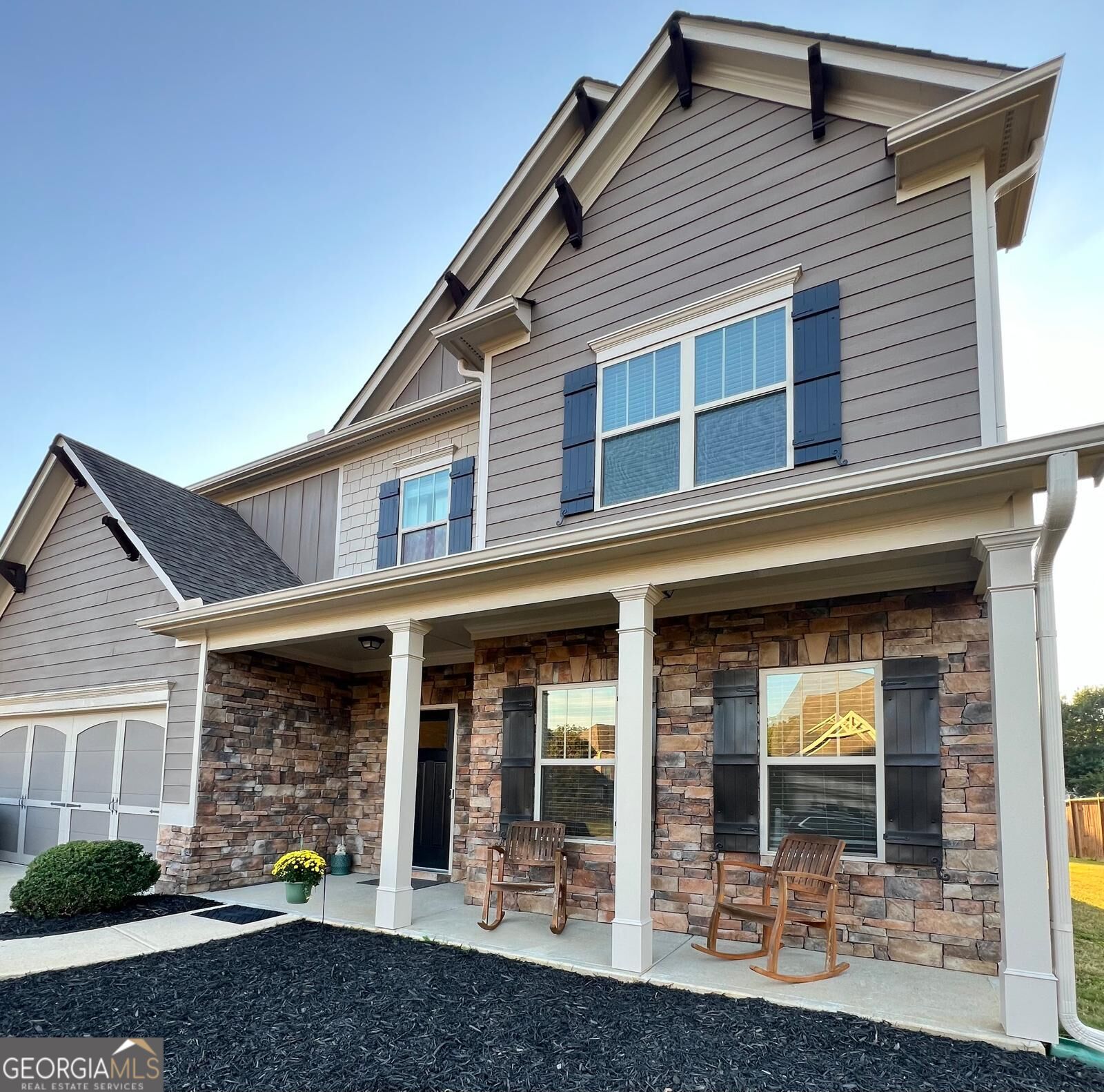 38 Stately Oaks Drive Se Property Photo 2