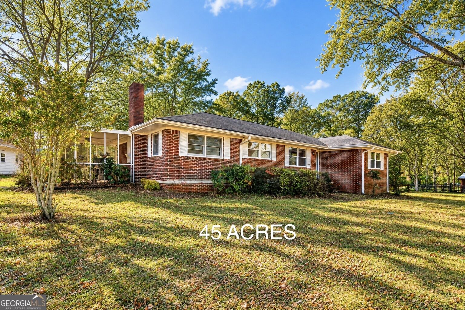 1921 NE West Hightower Trail