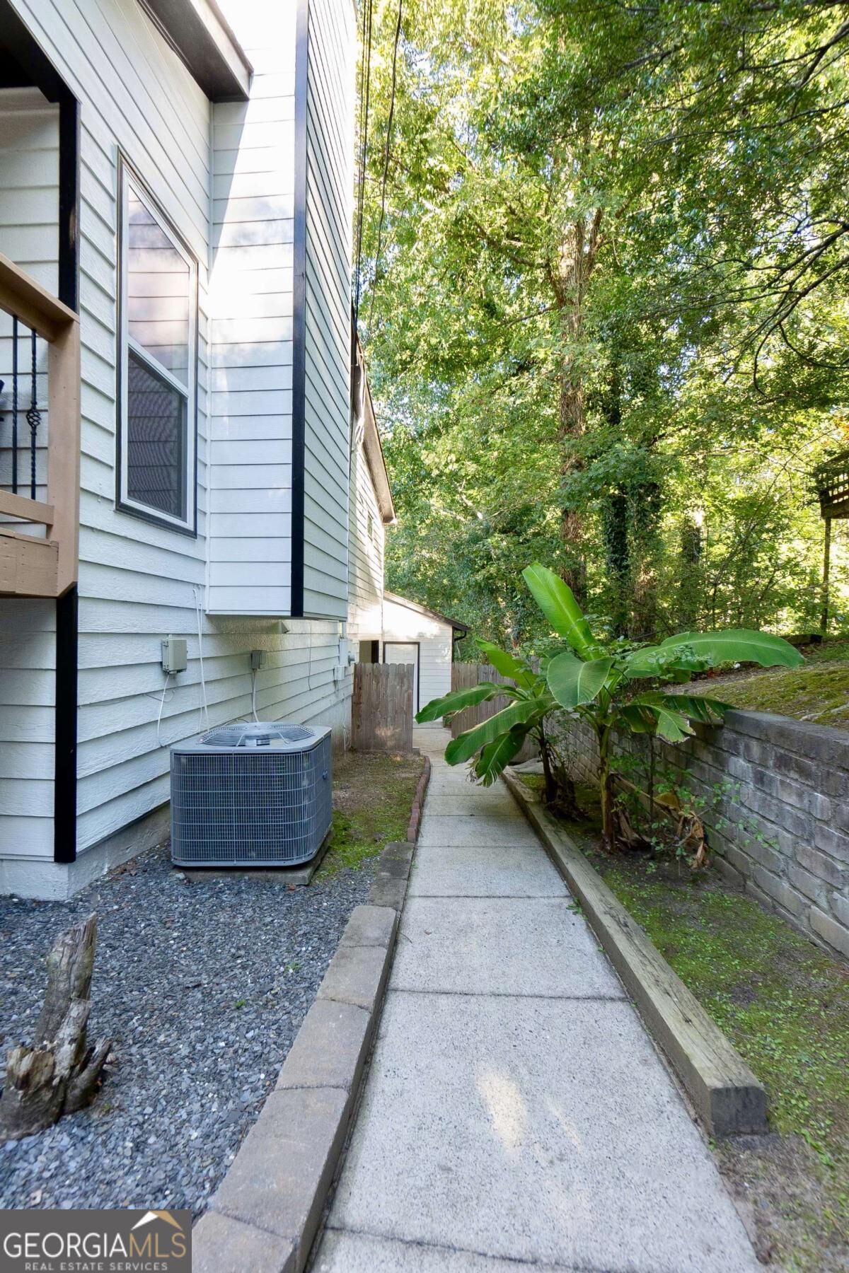 5507 Riverside Drive Property Photo 33