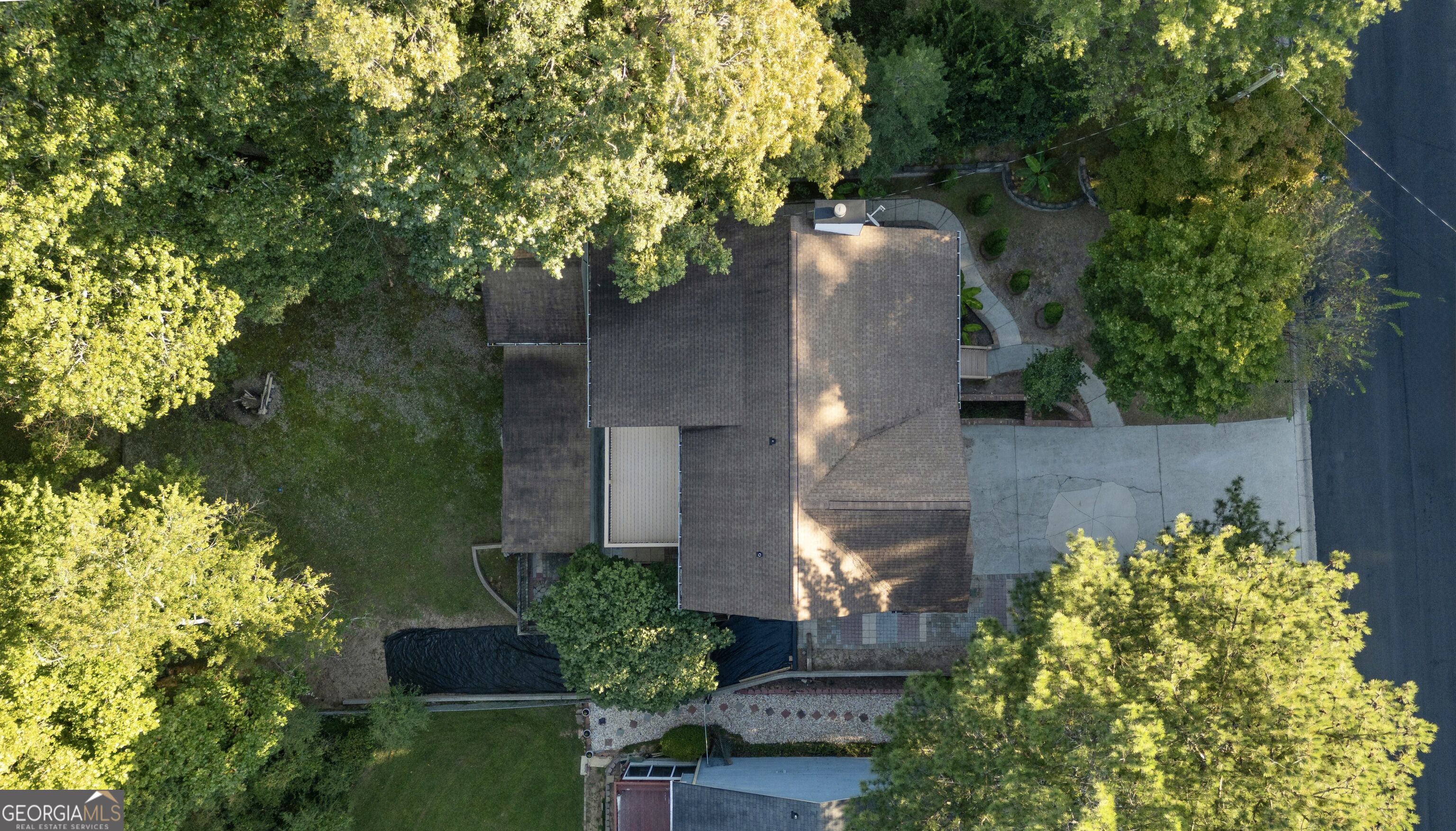 5507 Riverside Drive Property Photo 45