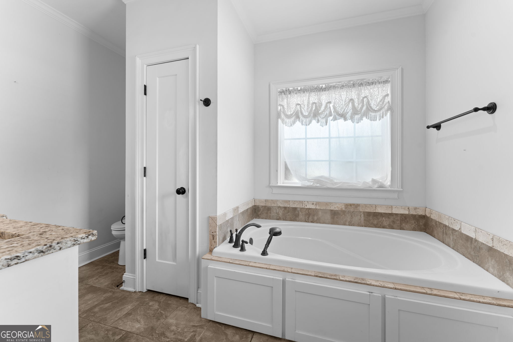 179 Village Circle Property Photo 27