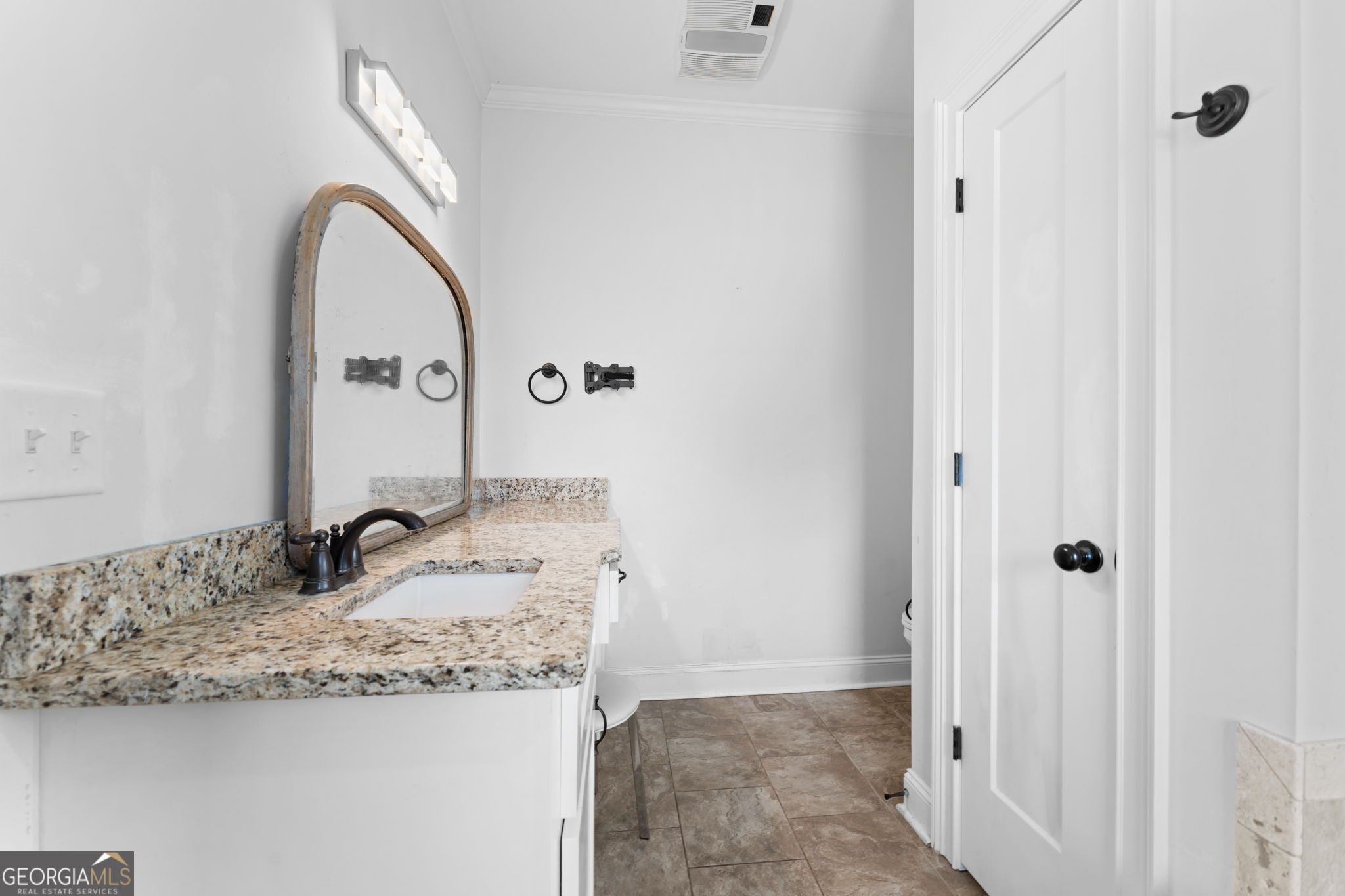 179 Village Circle Property Photo 28