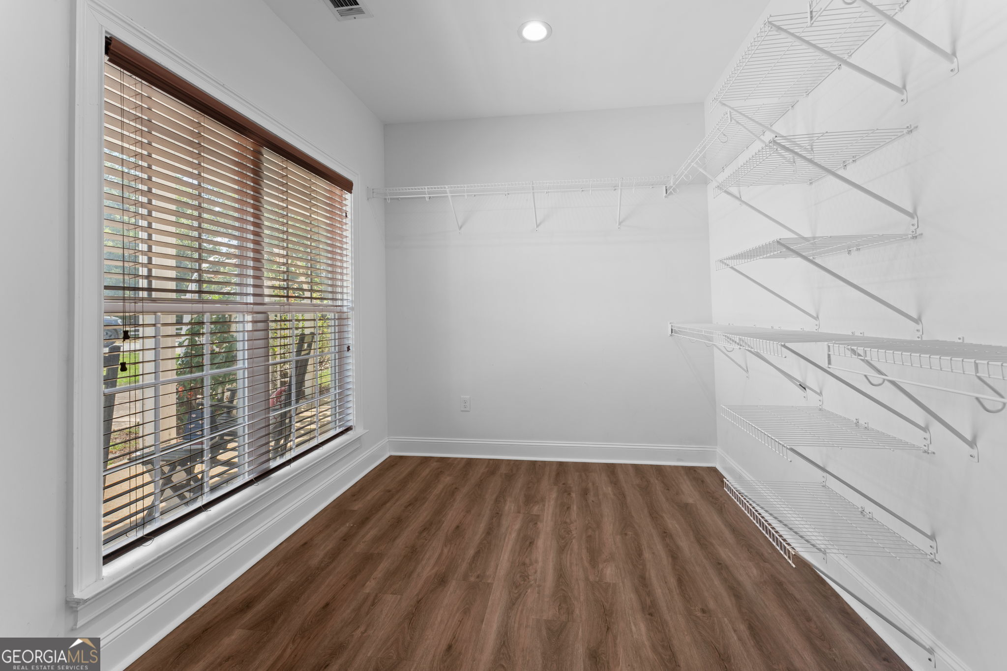 179 Village Circle Property Photo 31