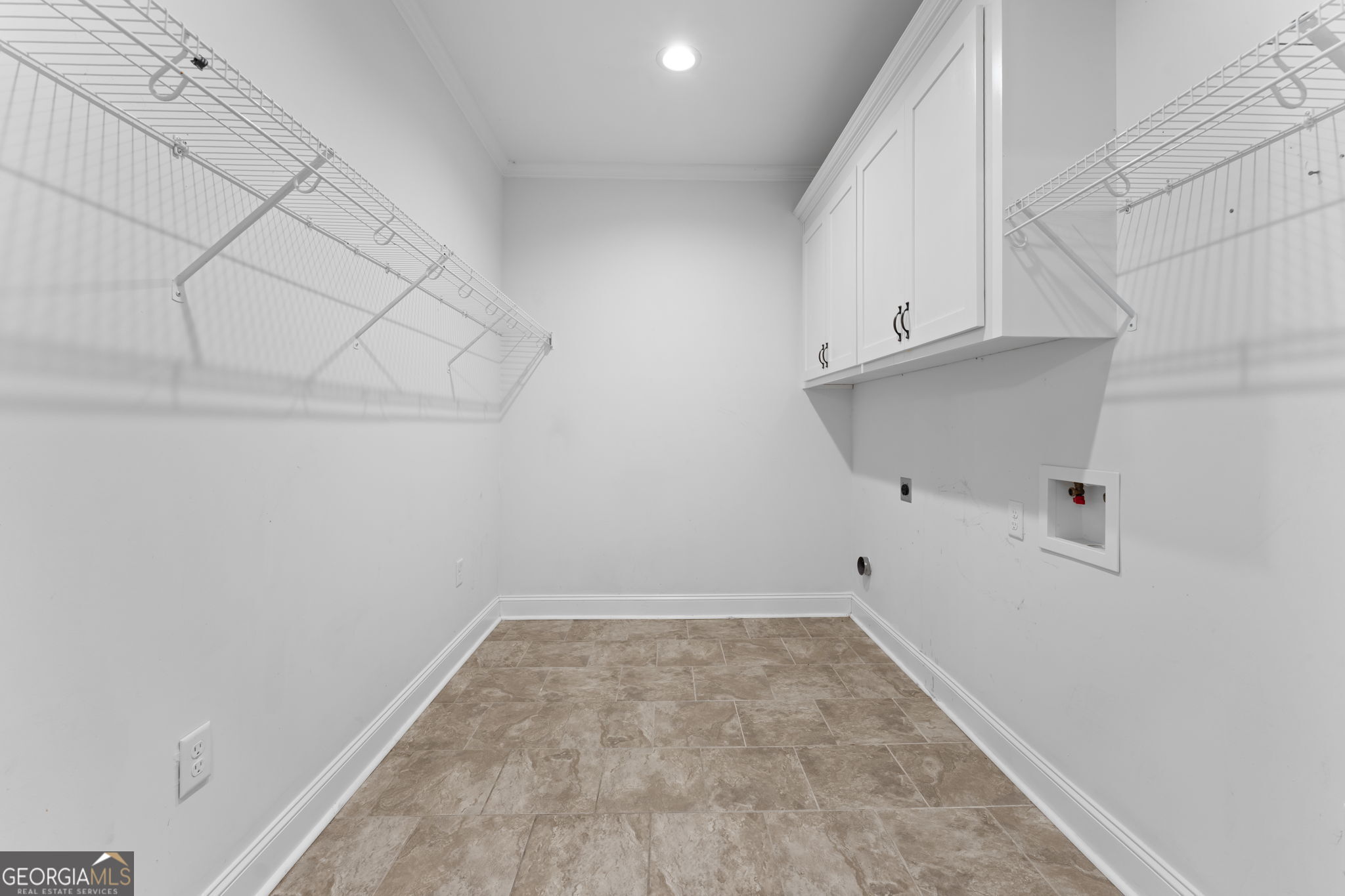 179 Village Circle Property Photo 32