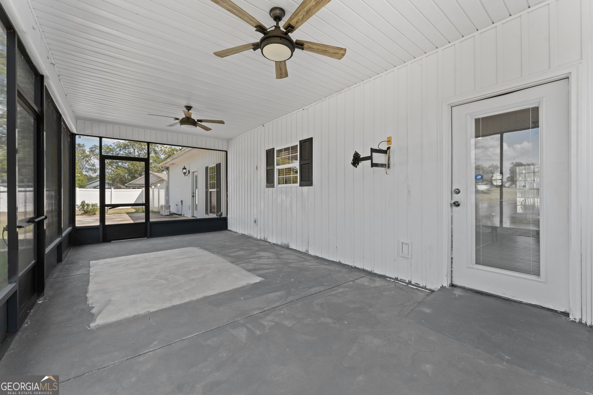 179 Village Circle Property Photo 34