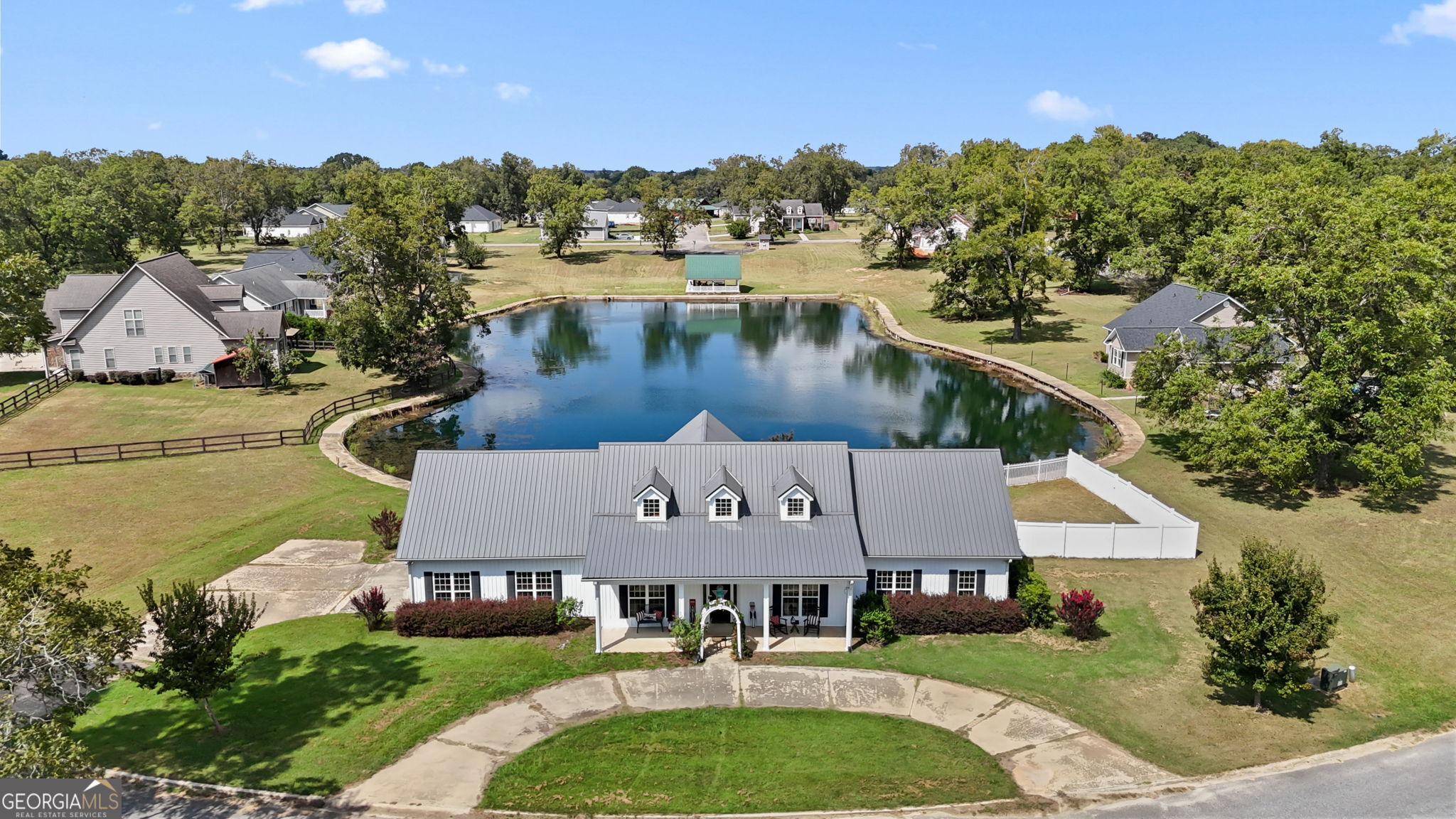 179 Village Circle Property Photo 39