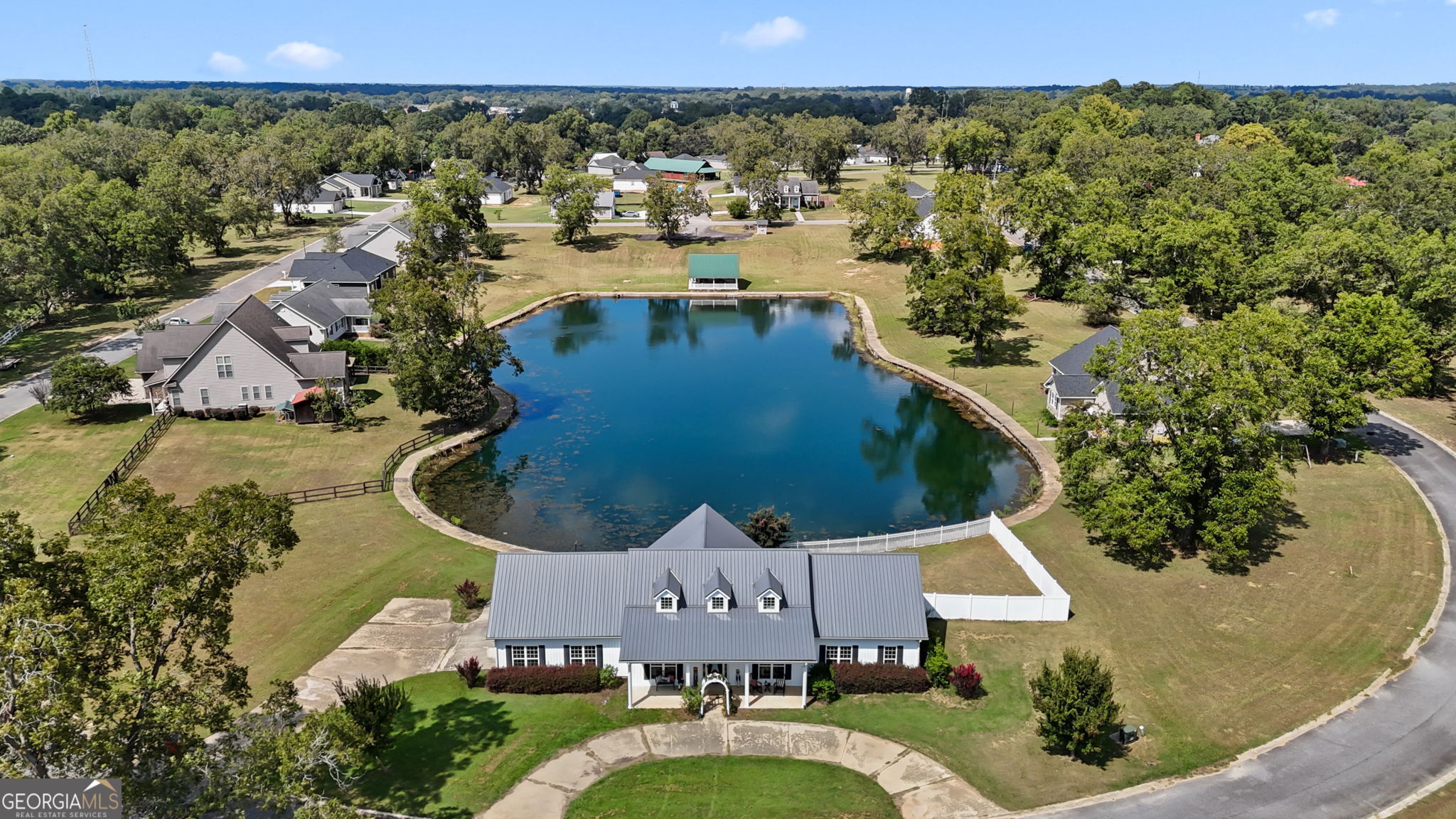 179 Village Circle Property Photo 41