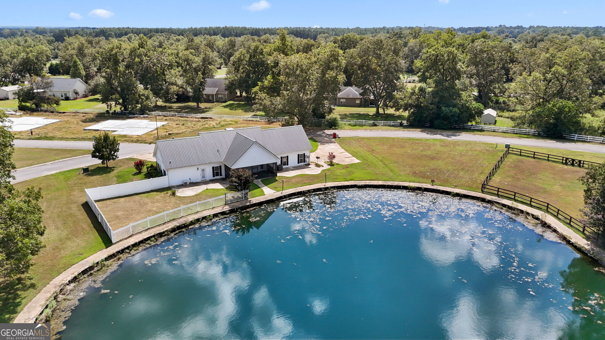 179 Village Circle Property Photo 47
