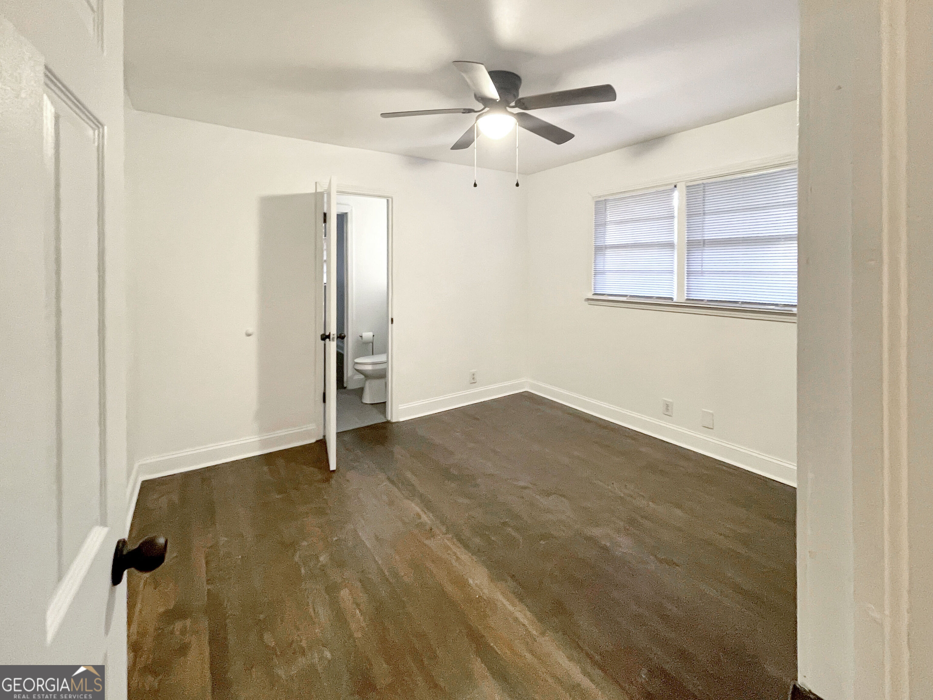 871 Laurelmont Drive Property Photo 4